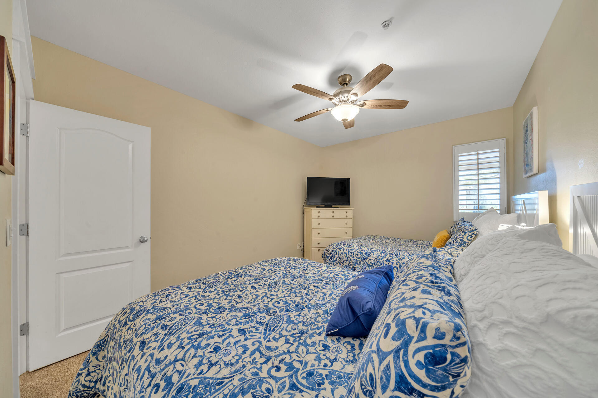 VILLAS AT SEACREST BEACH - Residential