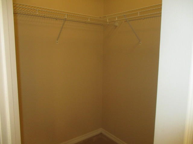 REDSTONE ESTATES - Residential Lease