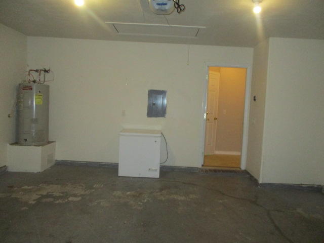 REDSTONE ESTATES - Residential Lease