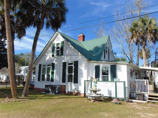 TOWN OF DEFUNIAK SPRINGS - Residential