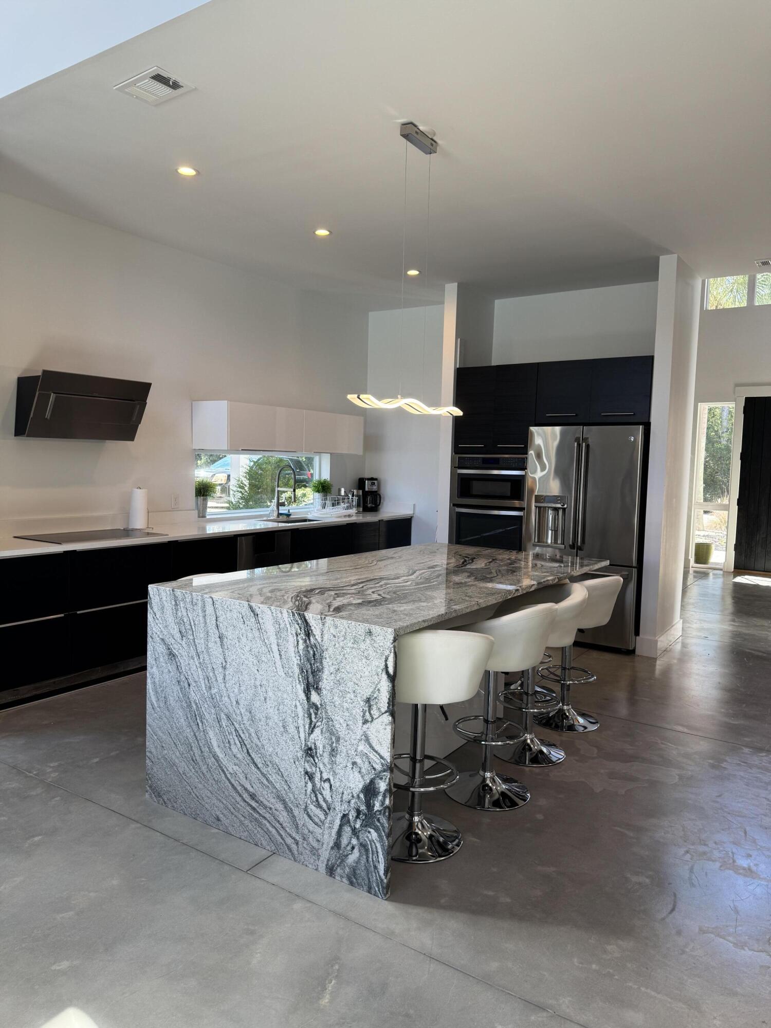 CYPRESS BREEZE PLANTATION - Residential Lease