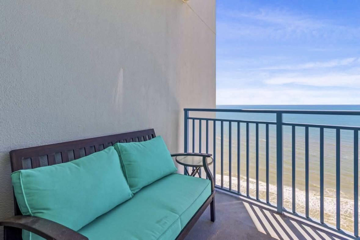 STERLING BREEZE CONDOMINIUM - Residential