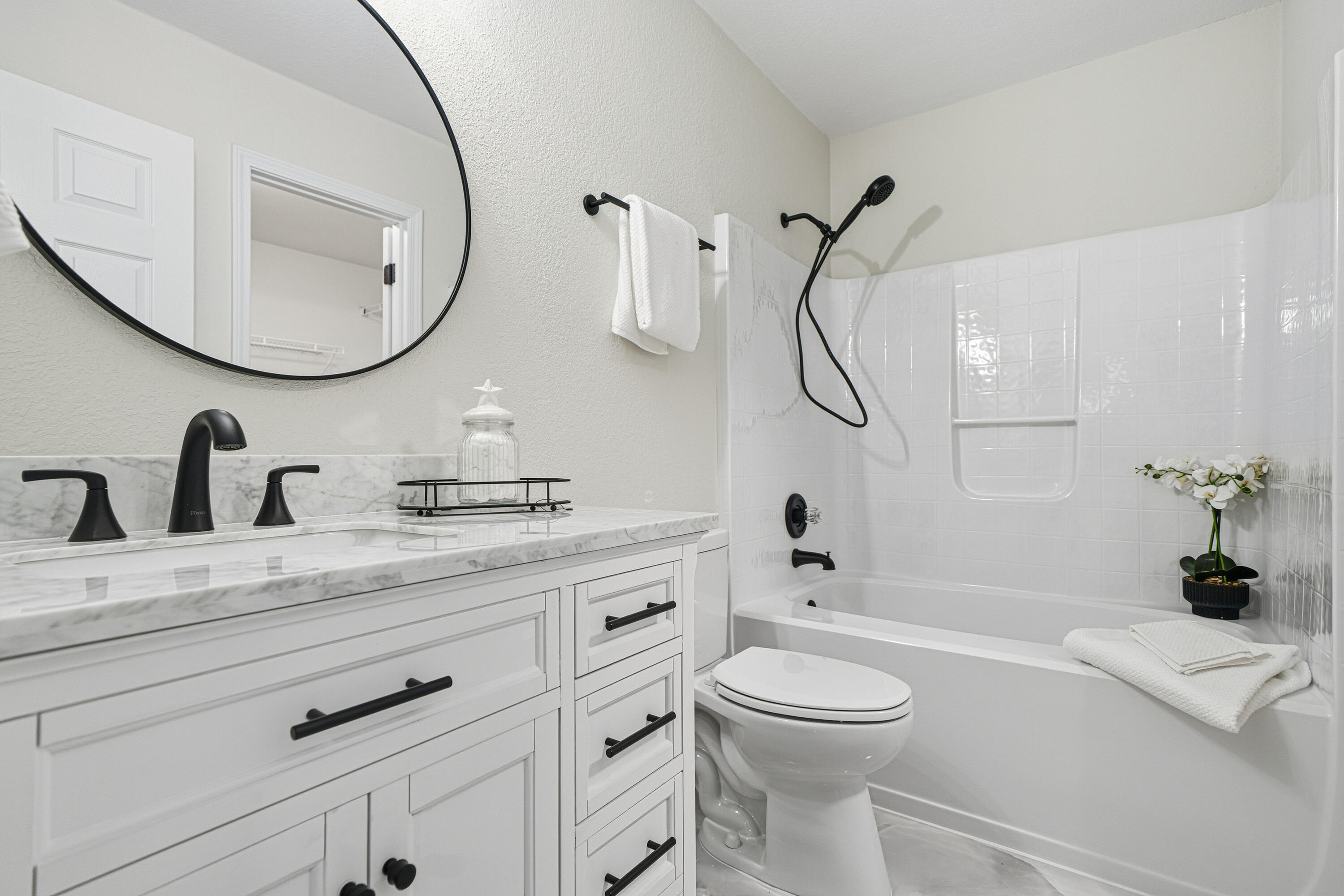 ANSLEY'S PLACE - Residential