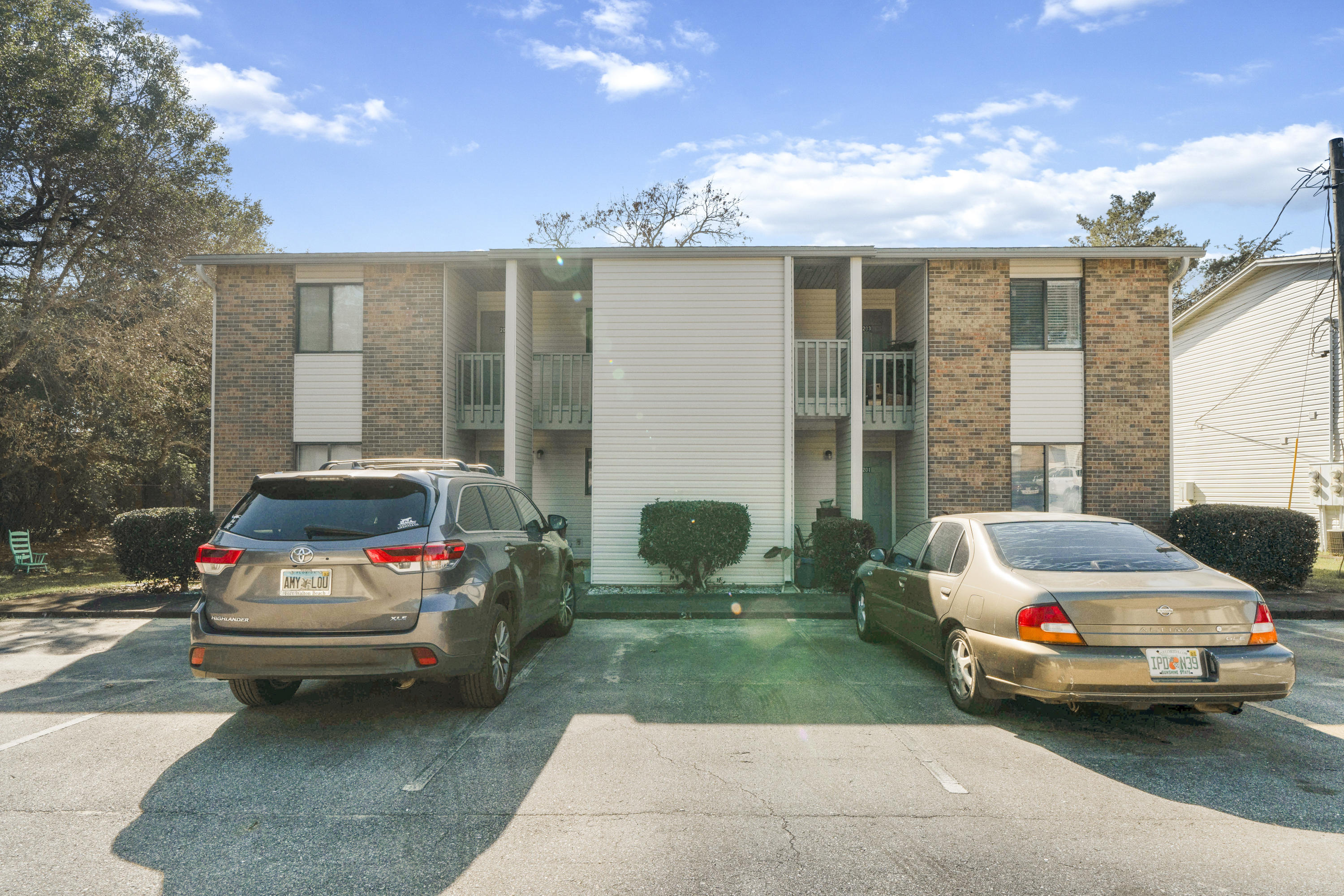 GREEN MEADOWS CONDO - Residential