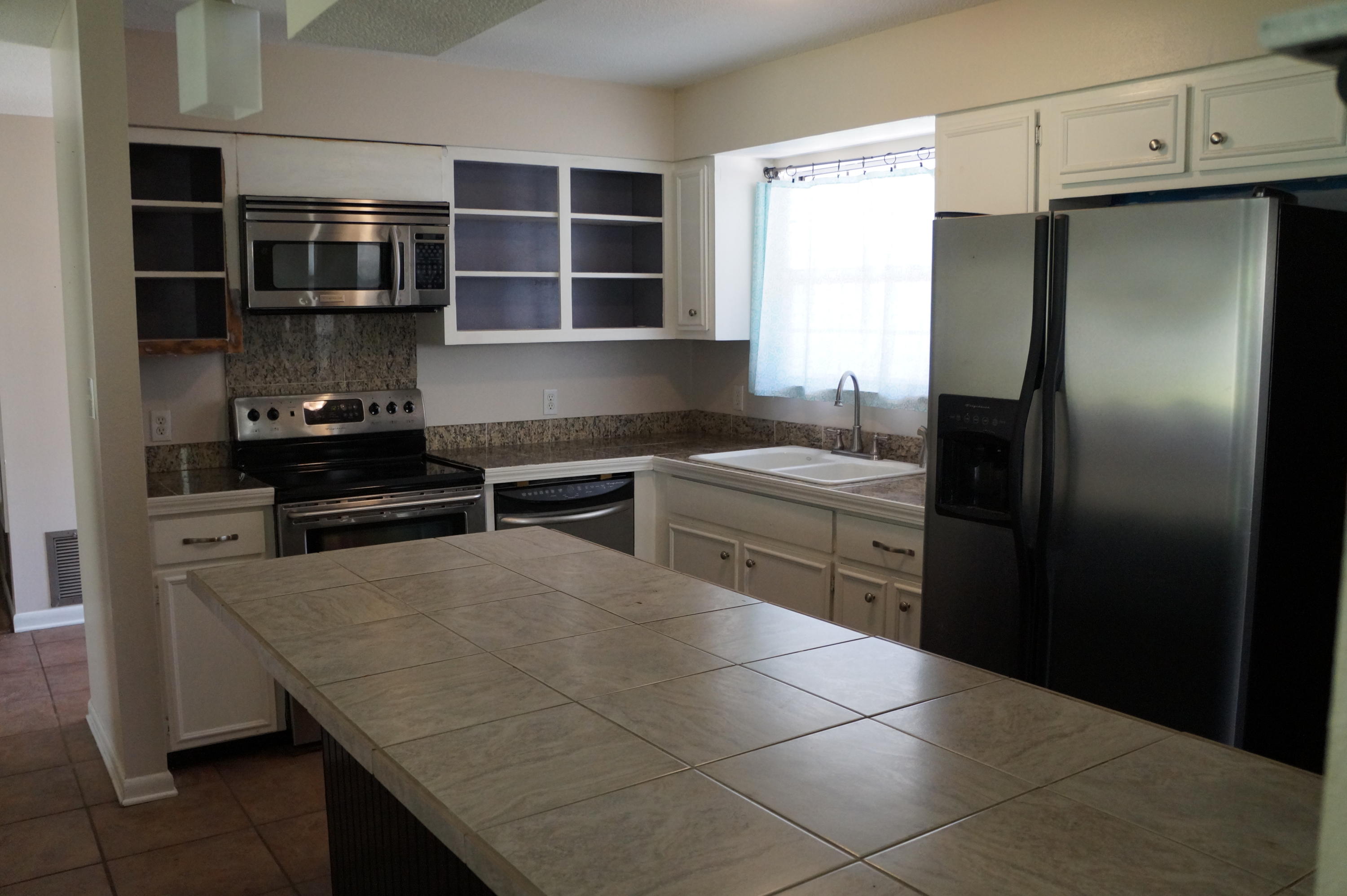 PINEWOOD ESTATES - Residential