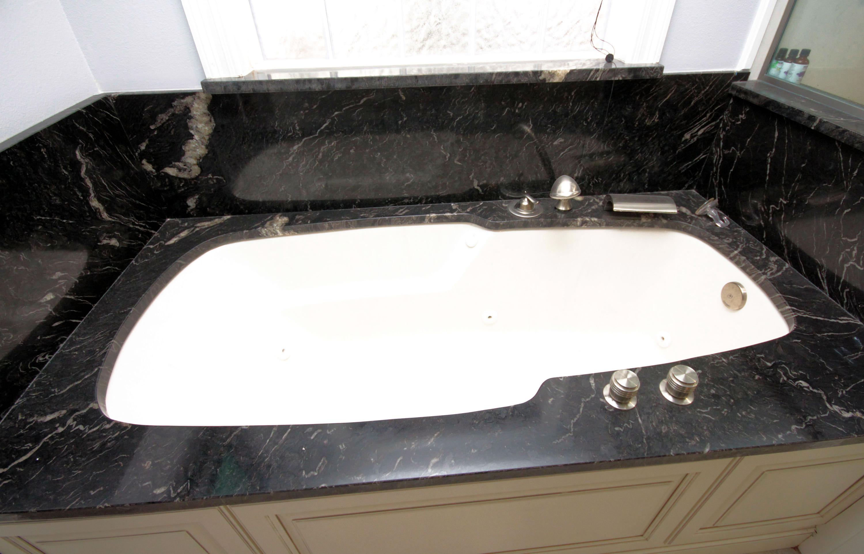 Poquito Bayou - Residential