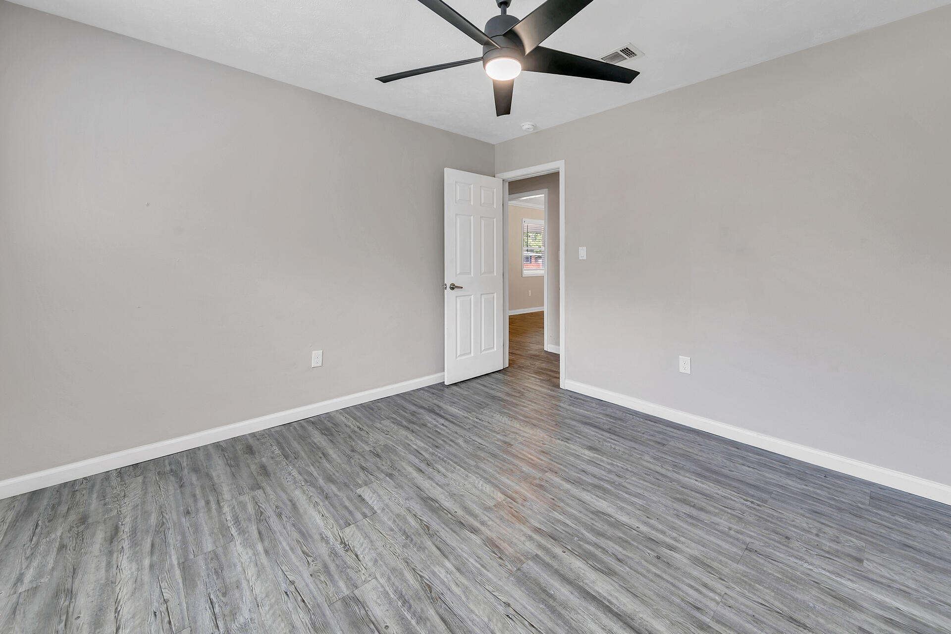 ELLIOTTS POINT 10TH ADDN - Residential