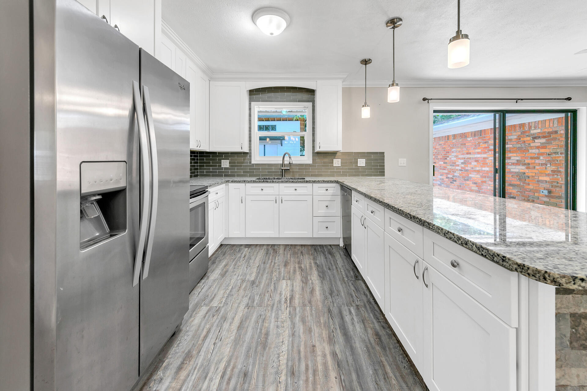 ELLIOTTS POINT 10TH ADDN - Residential