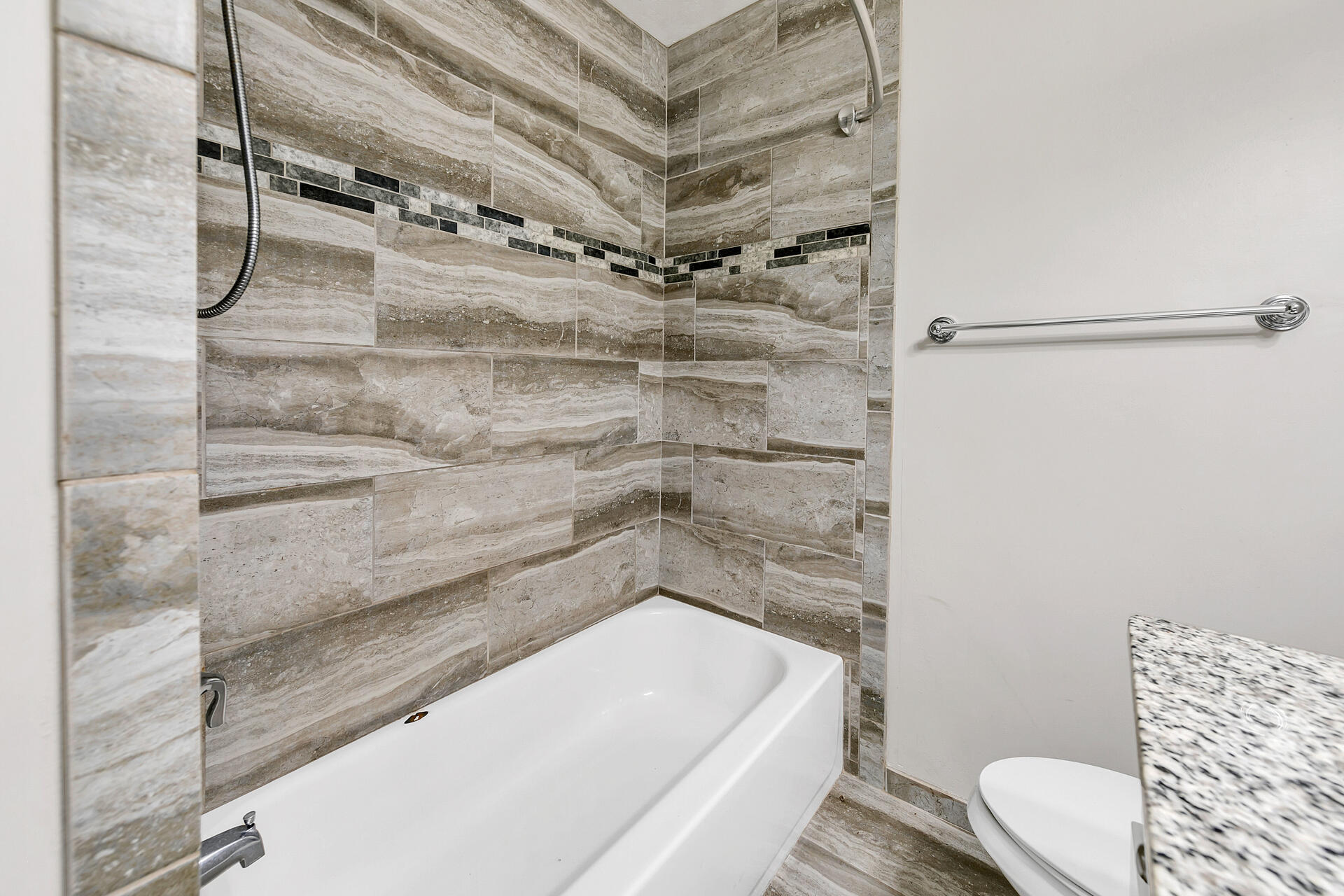 ELLIOTTS POINT 10TH ADDN - Residential