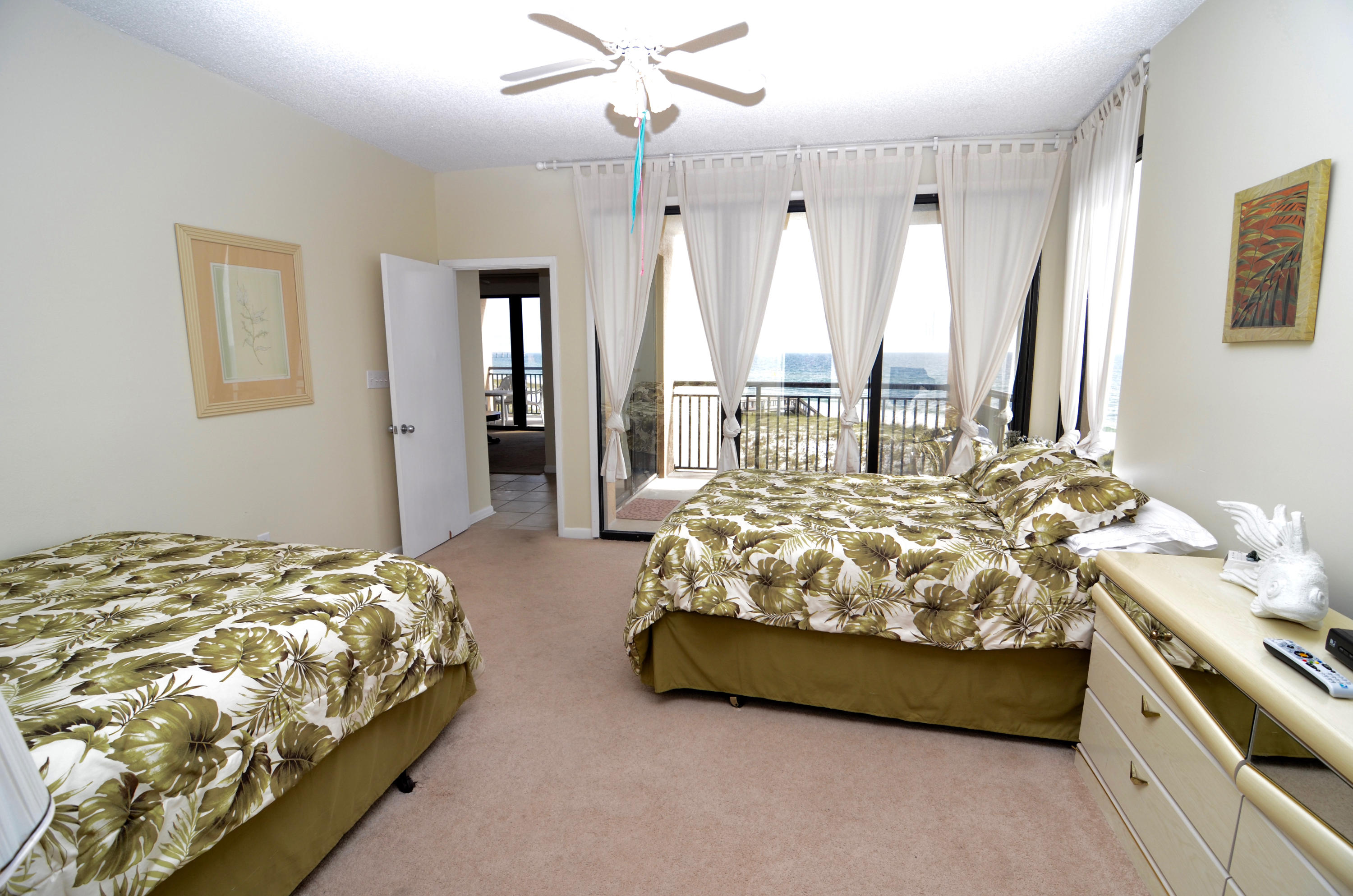 Navarre Towers - Residential