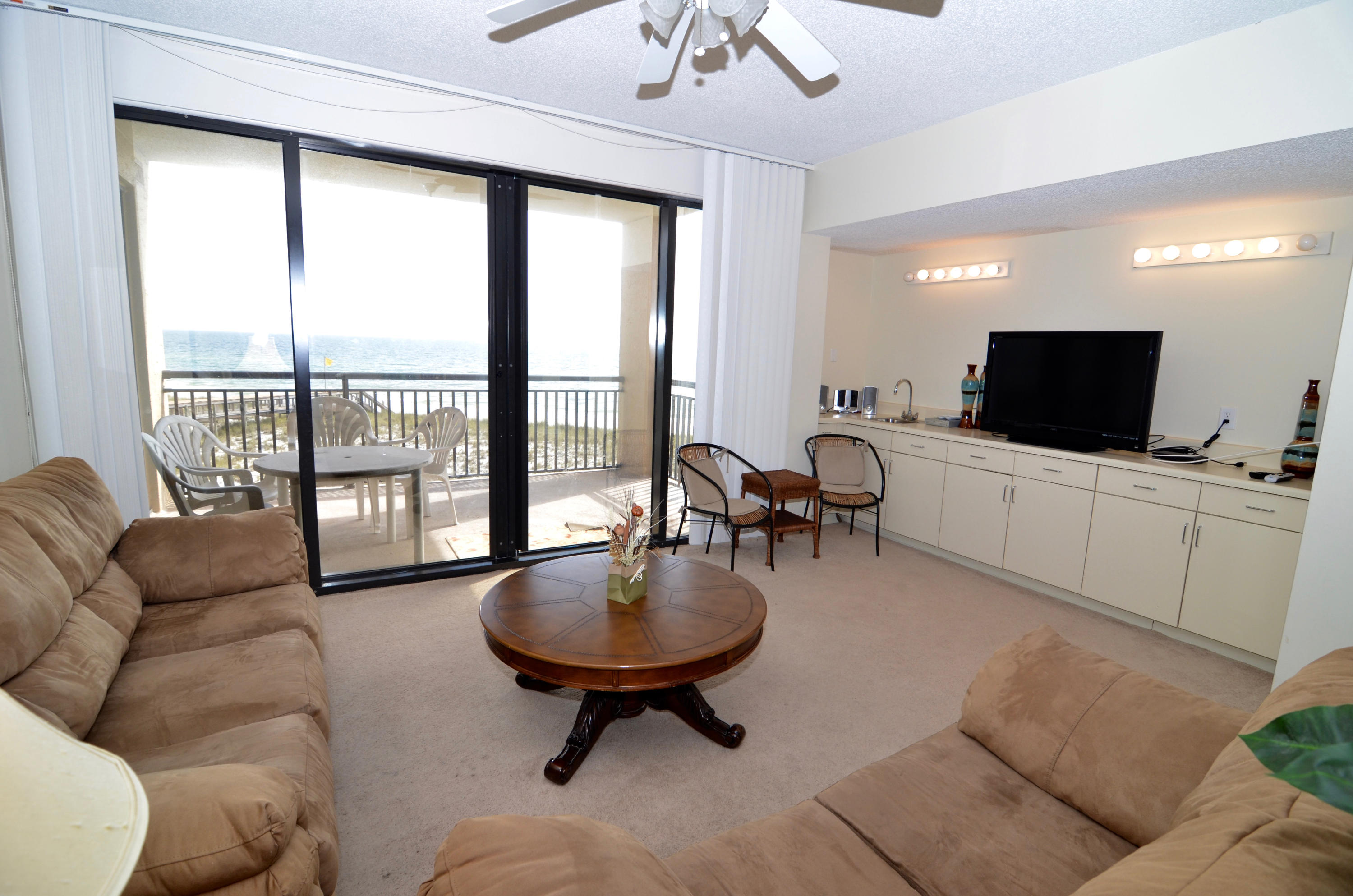 Navarre Towers - Residential