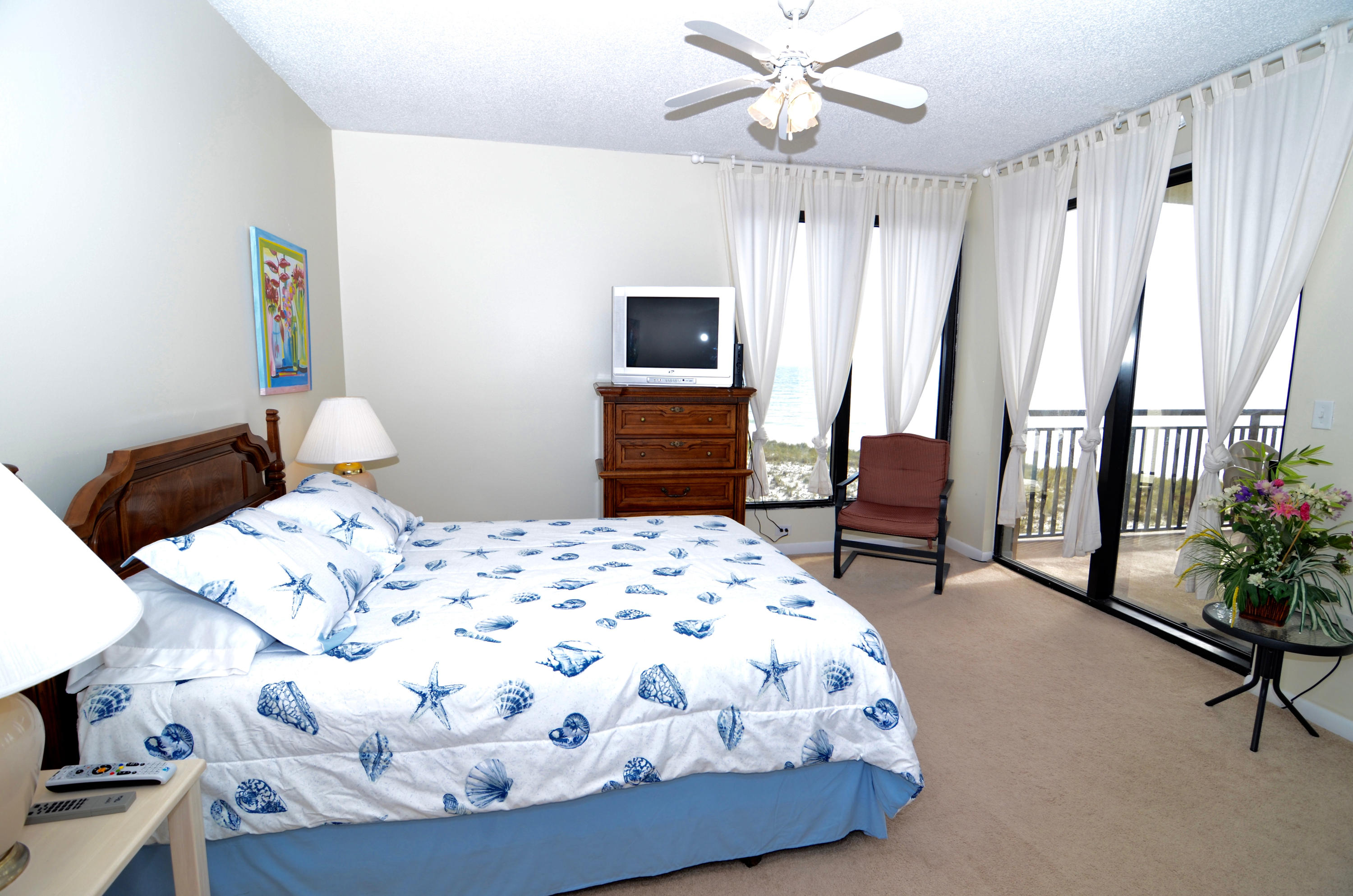 Navarre Towers - Residential