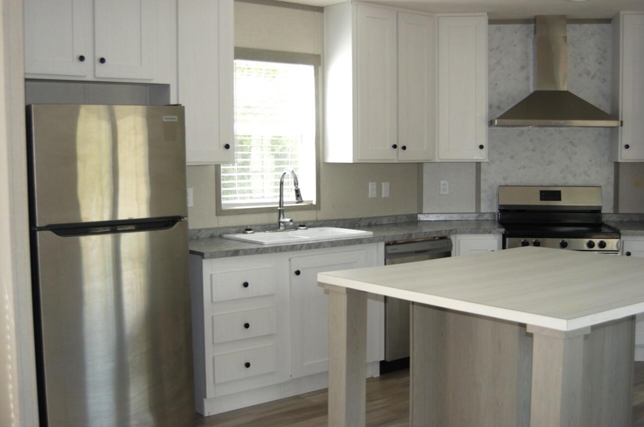 OAKWOOD HILLS UNIT 3 - Residential