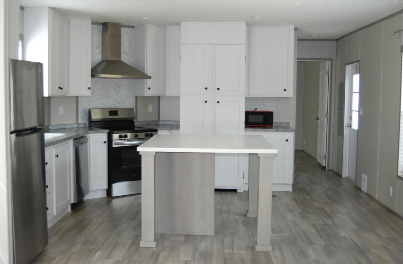 OAKWOOD HILLS UNIT 3 - Residential