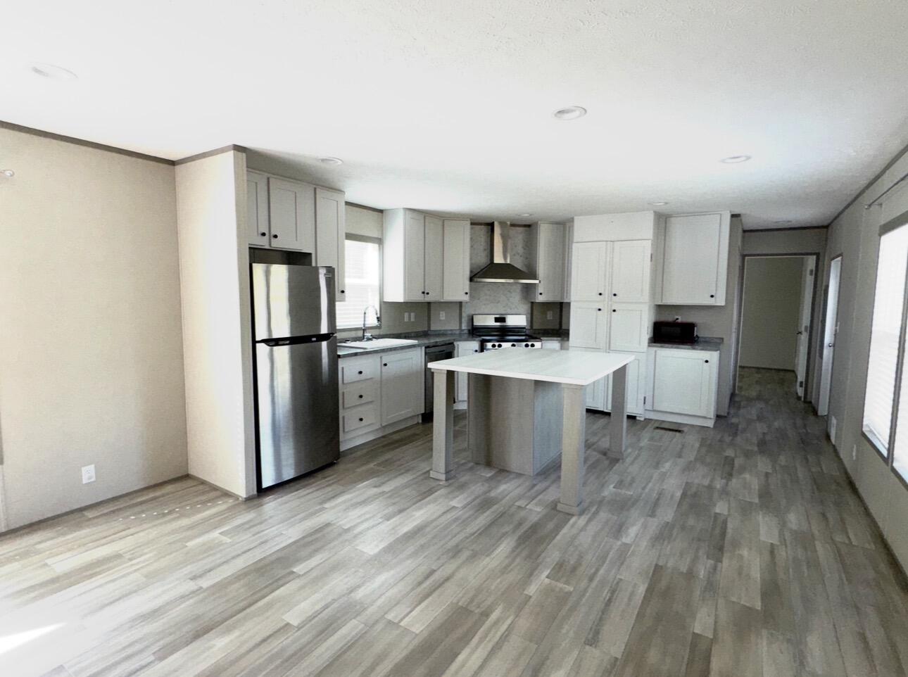 OAKWOOD HILLS UNIT 3 - Residential