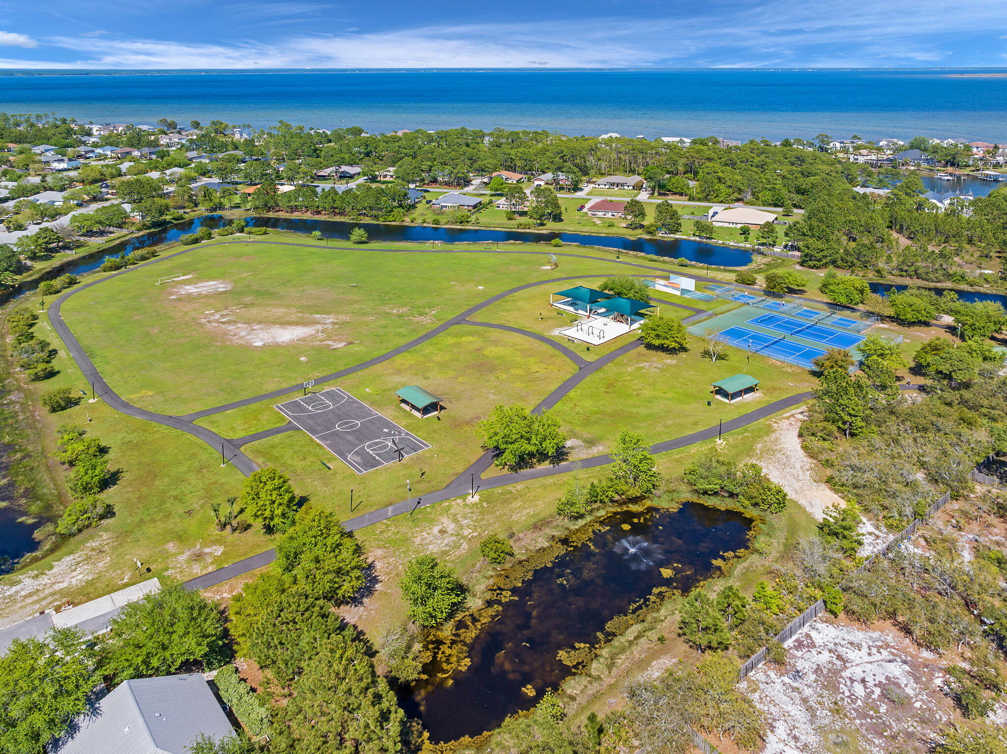 MACK BAYOU POINTE S/D - Residential