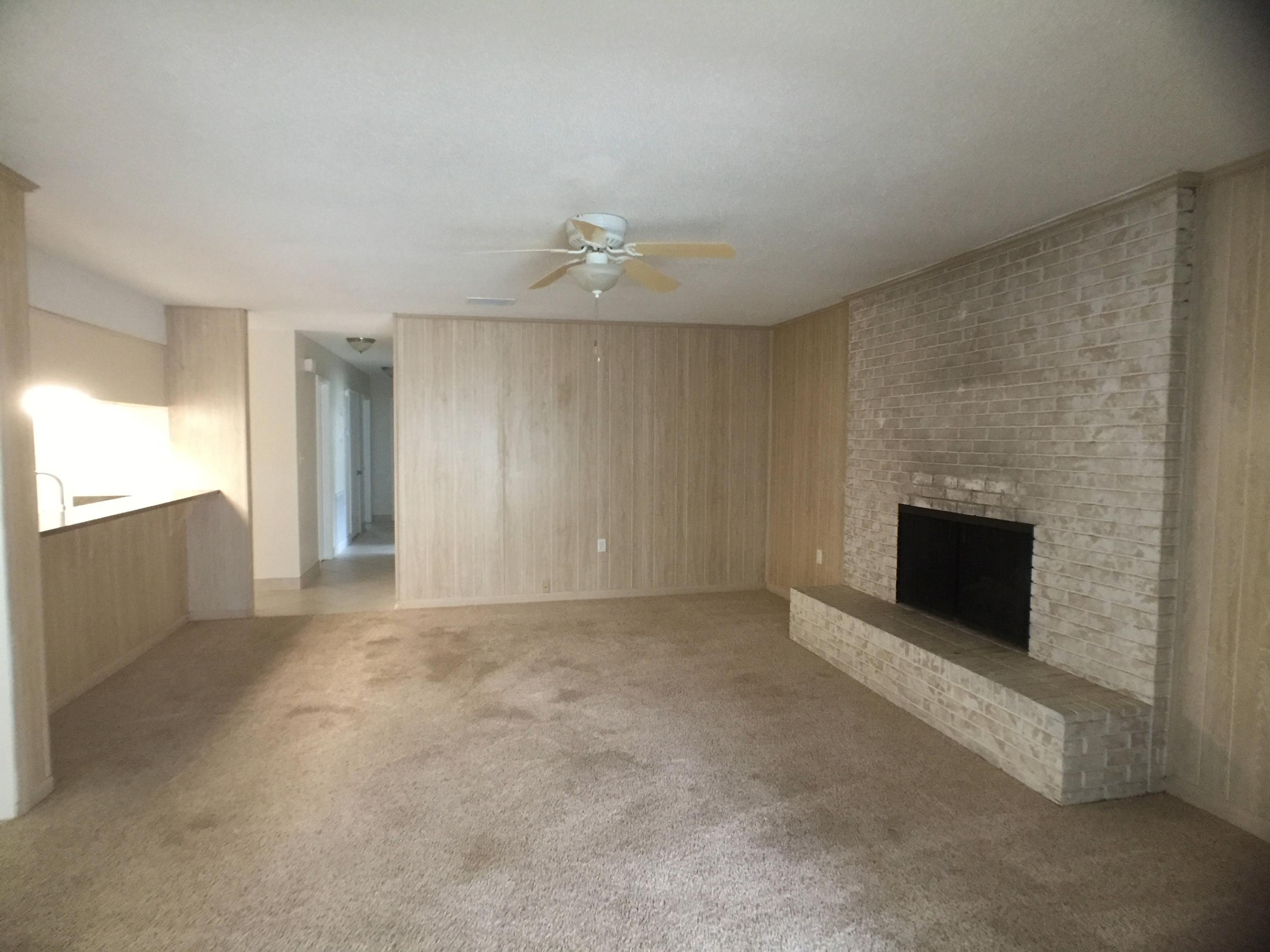 EASTWOOD 8TH ADDN - Residential Lease