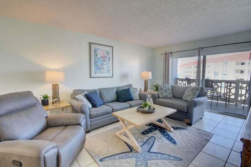 EL MATADOR CONDO - Residential