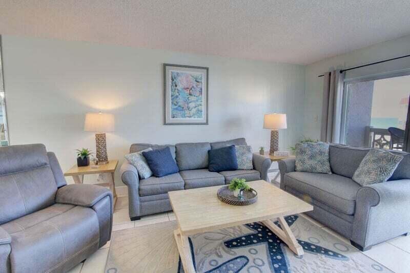 EL MATADOR CONDO - Residential