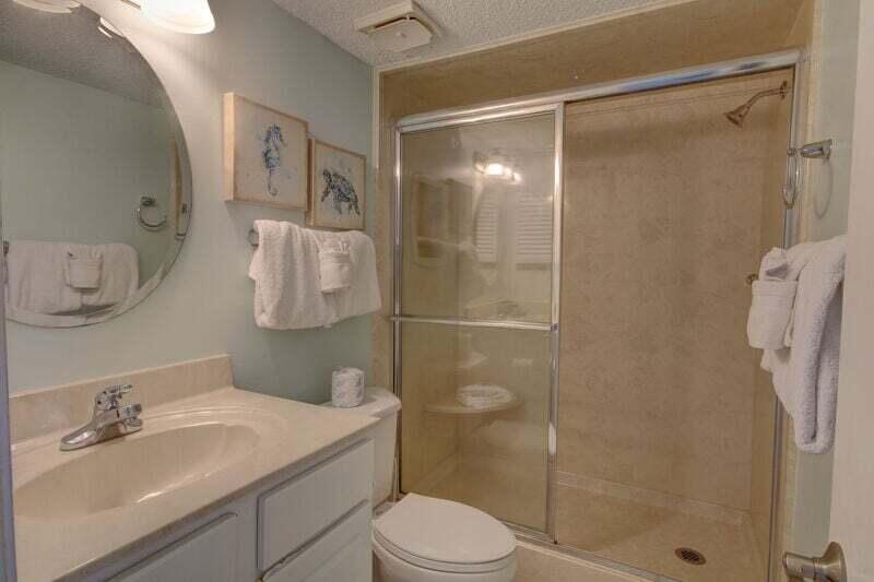 EL MATADOR CONDO - Residential