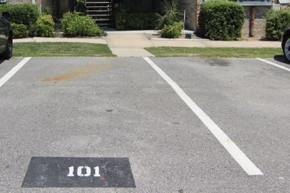 COUNTRY CLUB CONDO - Residential