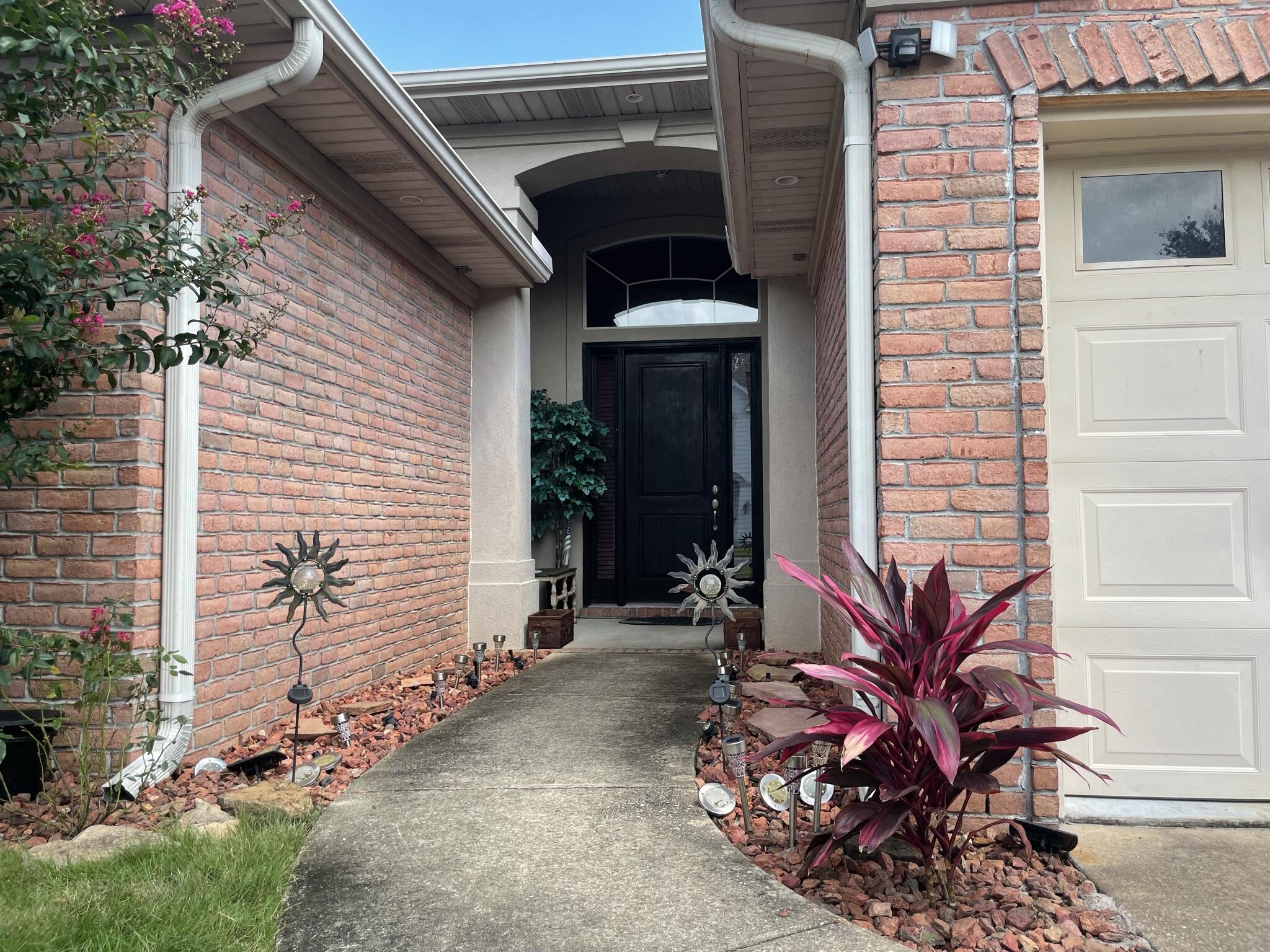 BRIDGEPORT COLONY - Residential Lease