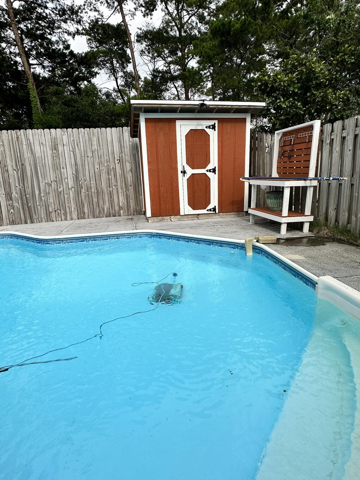 BRIDGEPORT COLONY - Residential Lease