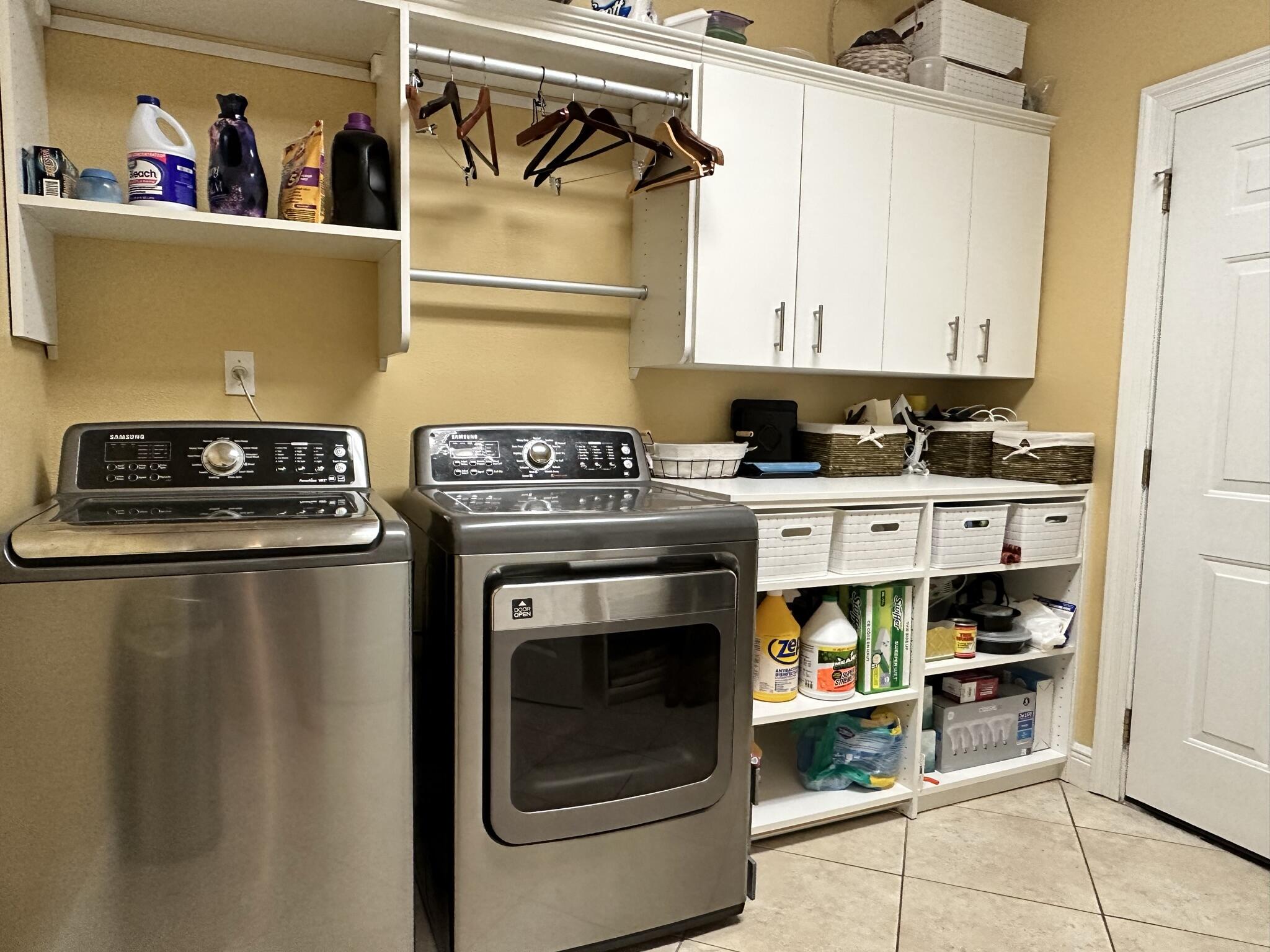 BRIDGEPORT COLONY - Residential Lease