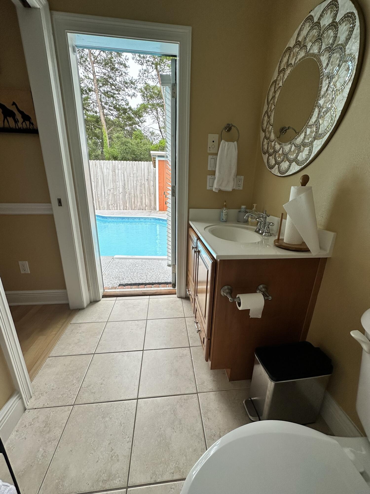 BRIDGEPORT COLONY - Residential Lease