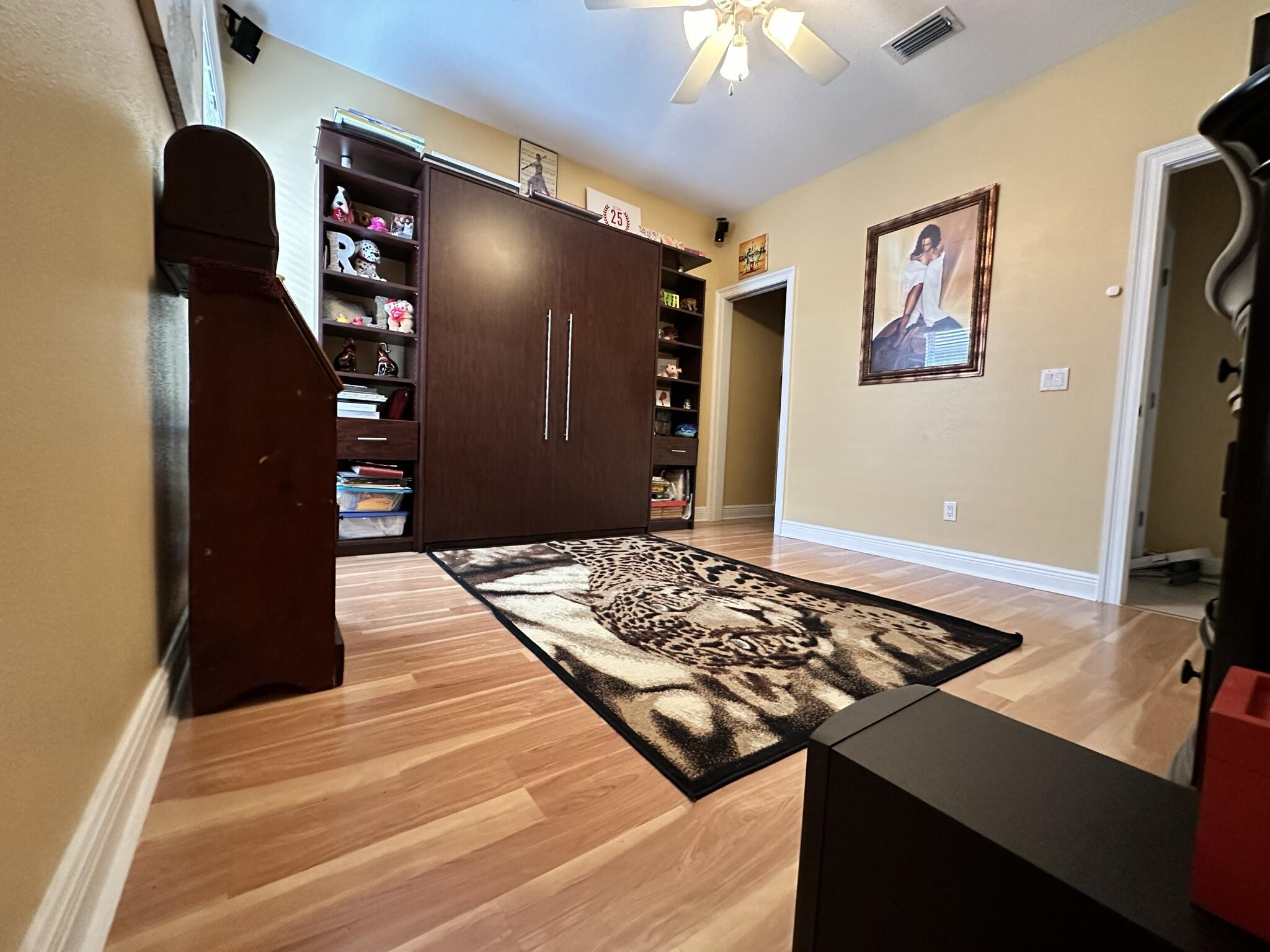 BRIDGEPORT COLONY - Residential Lease