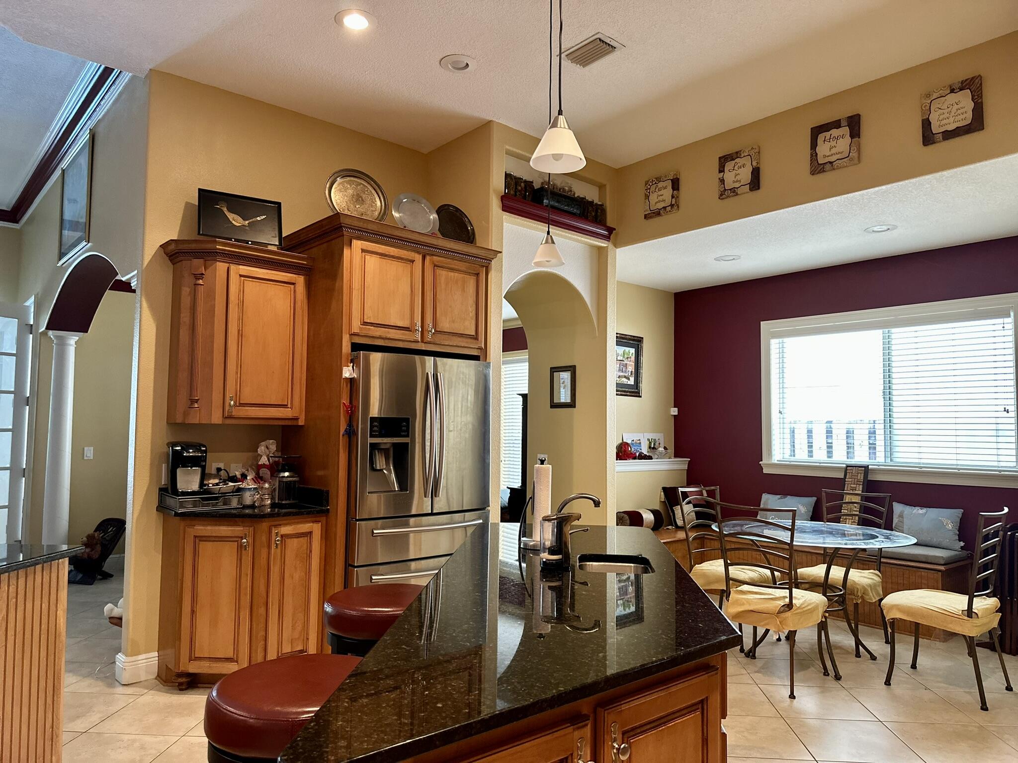 BRIDGEPORT COLONY - Residential Lease