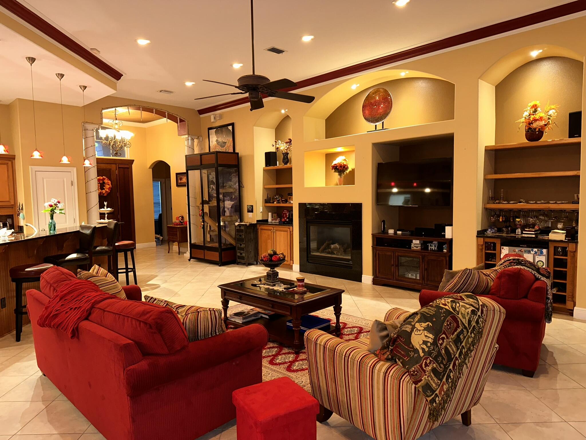 BRIDGEPORT COLONY - Residential Lease