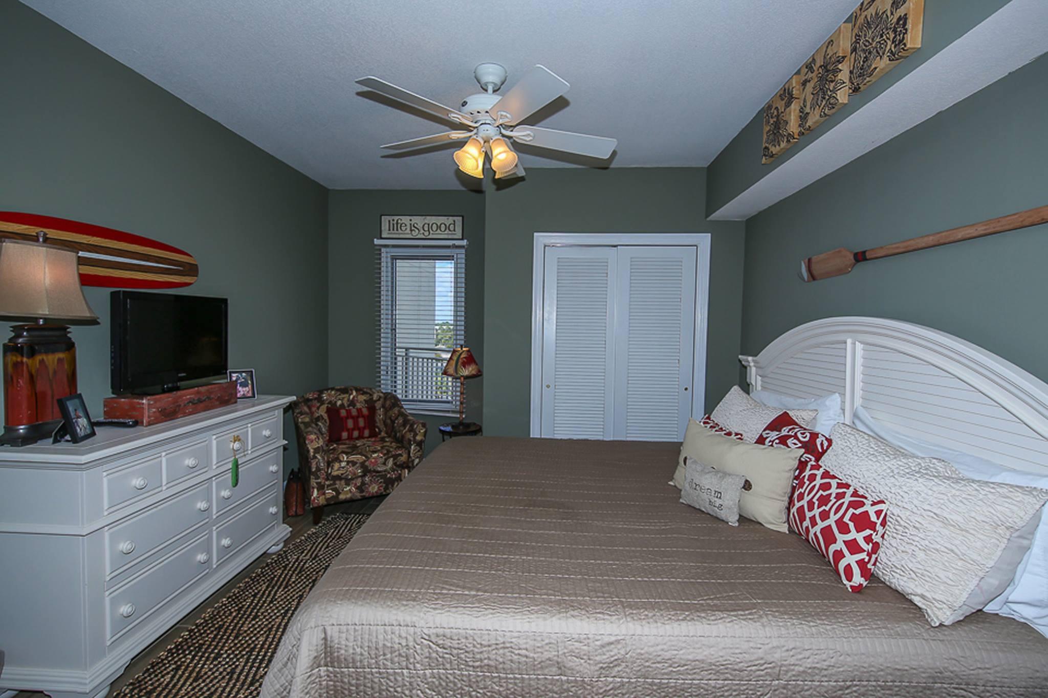 STERLING SHORES - Residential