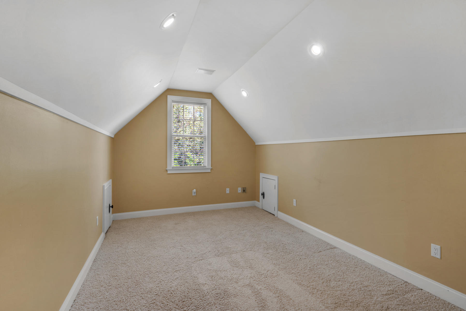 BOTANY BAYOU - Residential