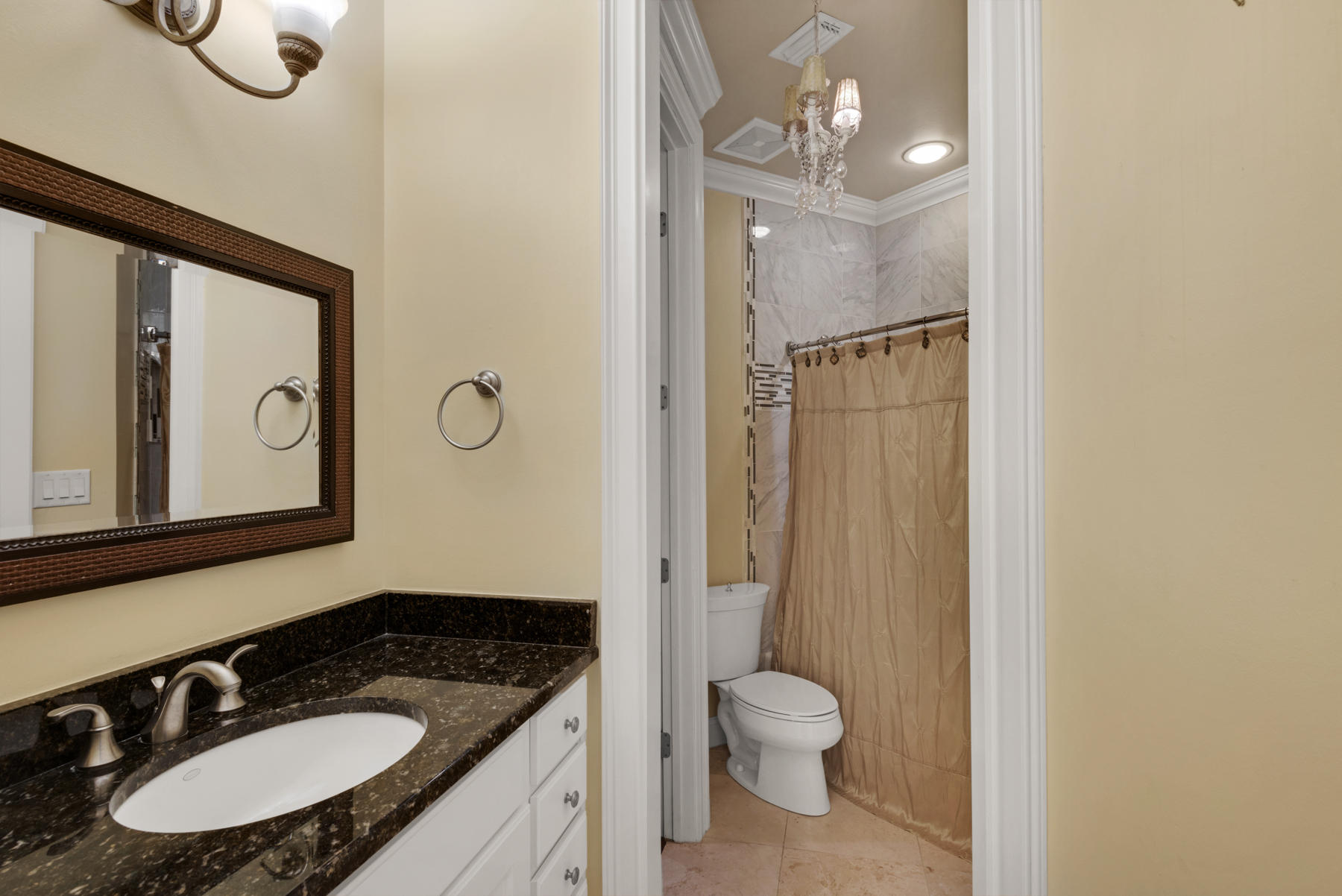 BOTANY BAYOU - Residential