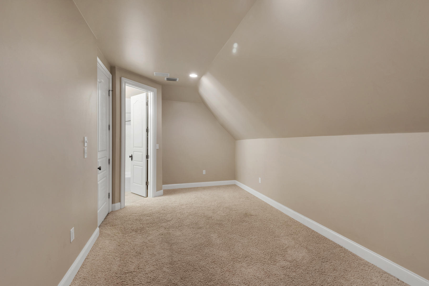 BOTANY BAYOU - Residential