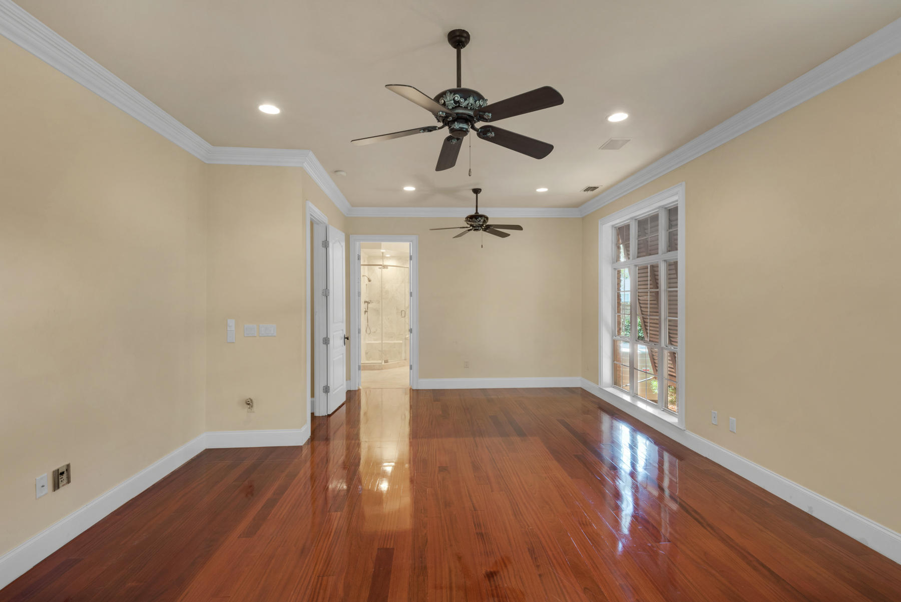 BOTANY BAYOU - Residential