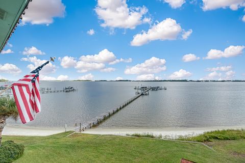 Photo of 1695 Highway 98 #302, Mary Esther, FL 32569 (MLS # 986732)