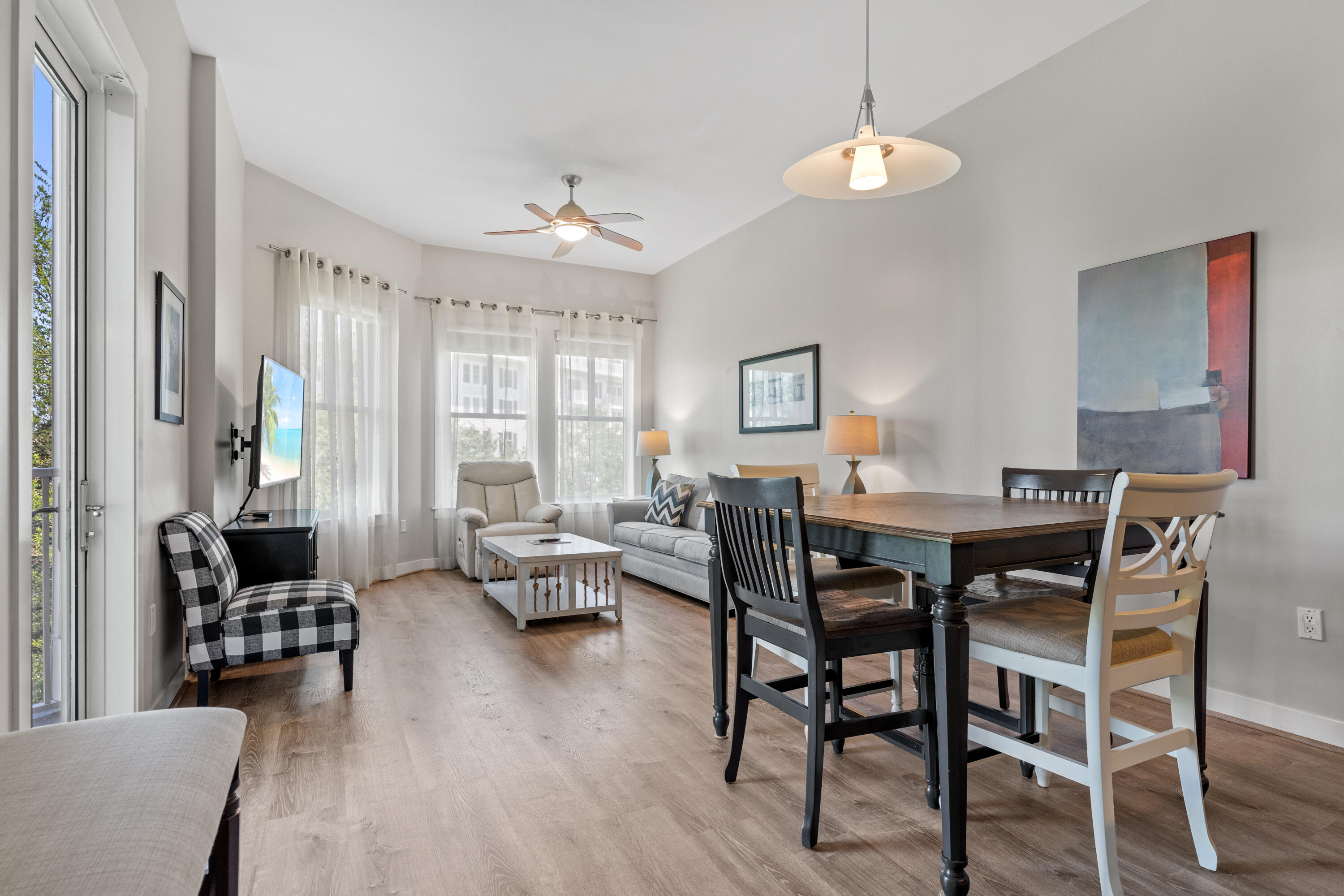 BAHIA CONDO - Residential