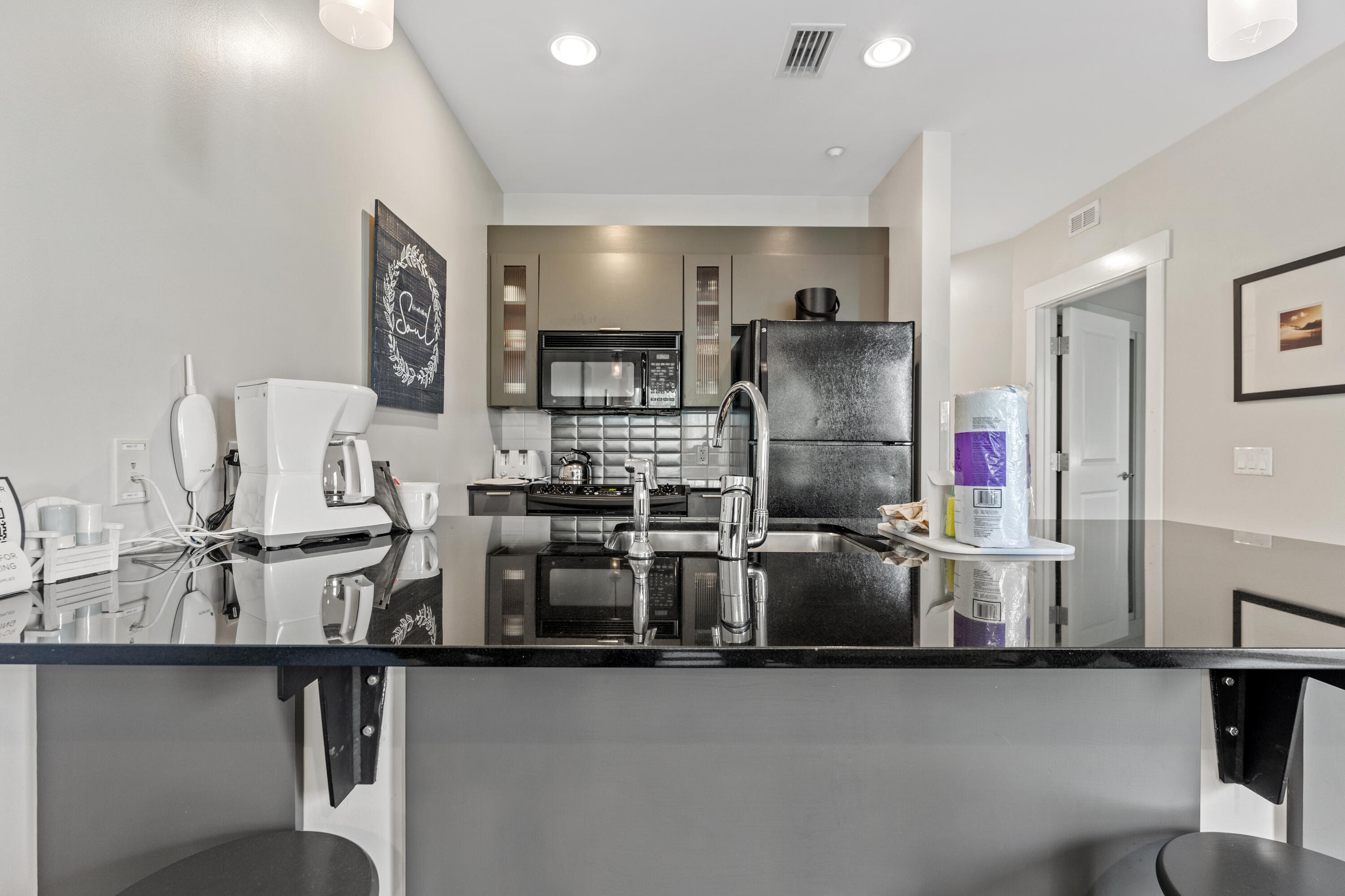 BAHIA CONDO - Residential