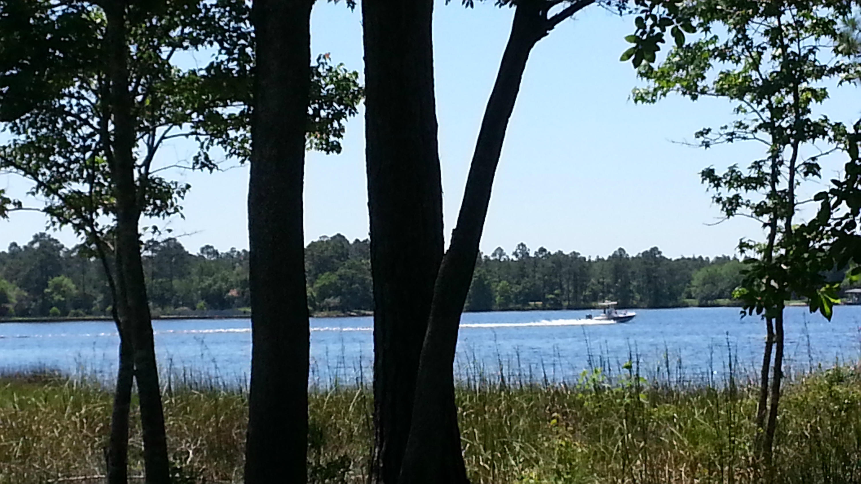 LAGRANGE SHORES - Residential