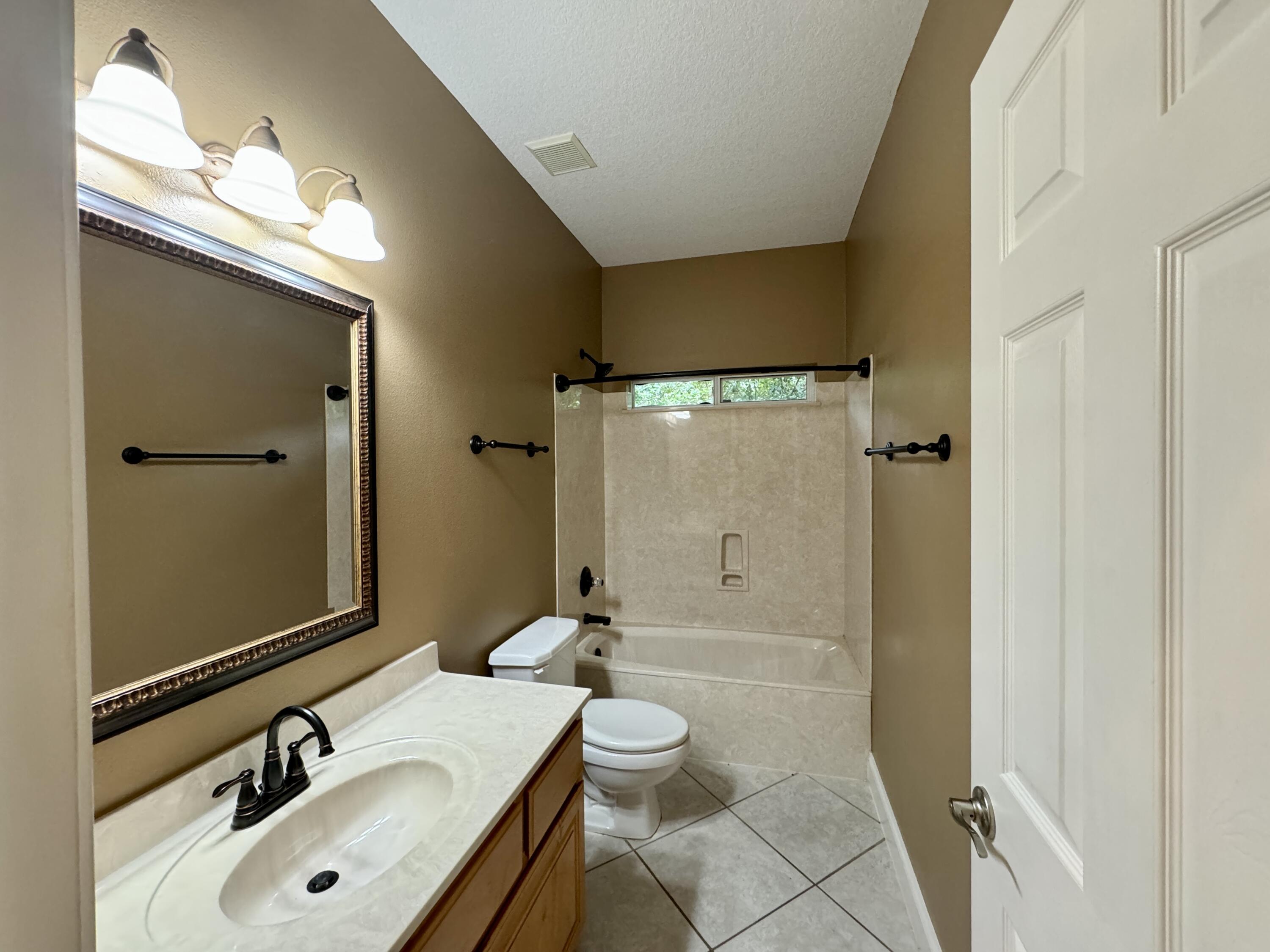 SWIFT CREEK PHASE 1 - Residential Lease