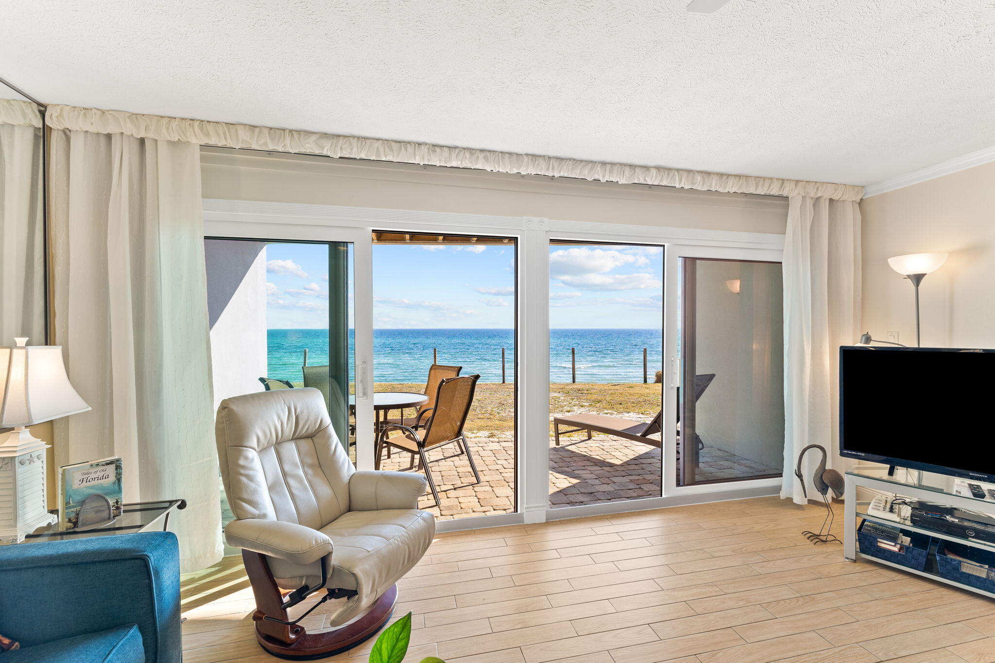 BLUE MOUNTAIN VILLAS CONDO - Residential