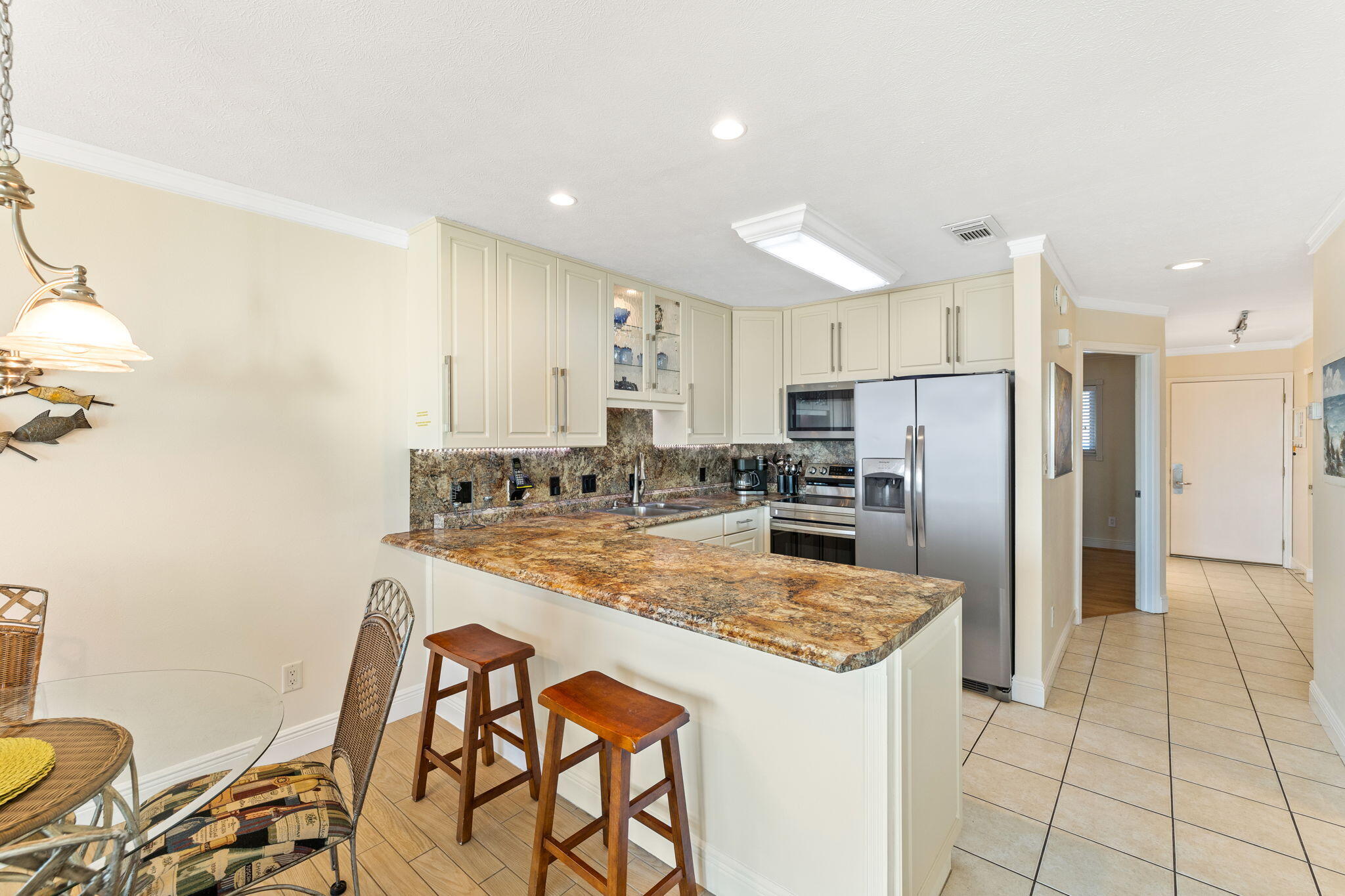 BLUE MOUNTAIN VILLAS CONDO - Residential