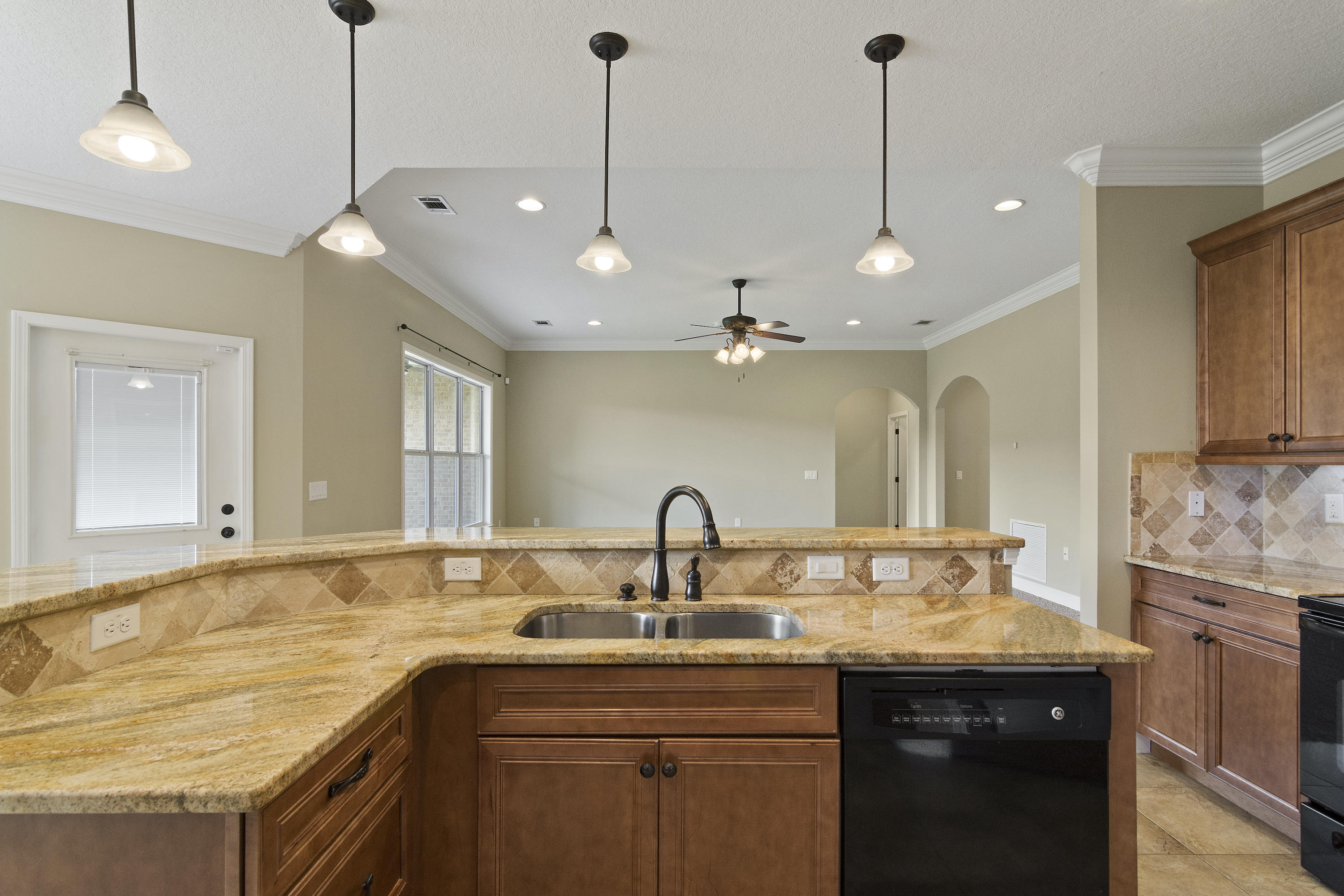 HOLLY HILLS - Residential