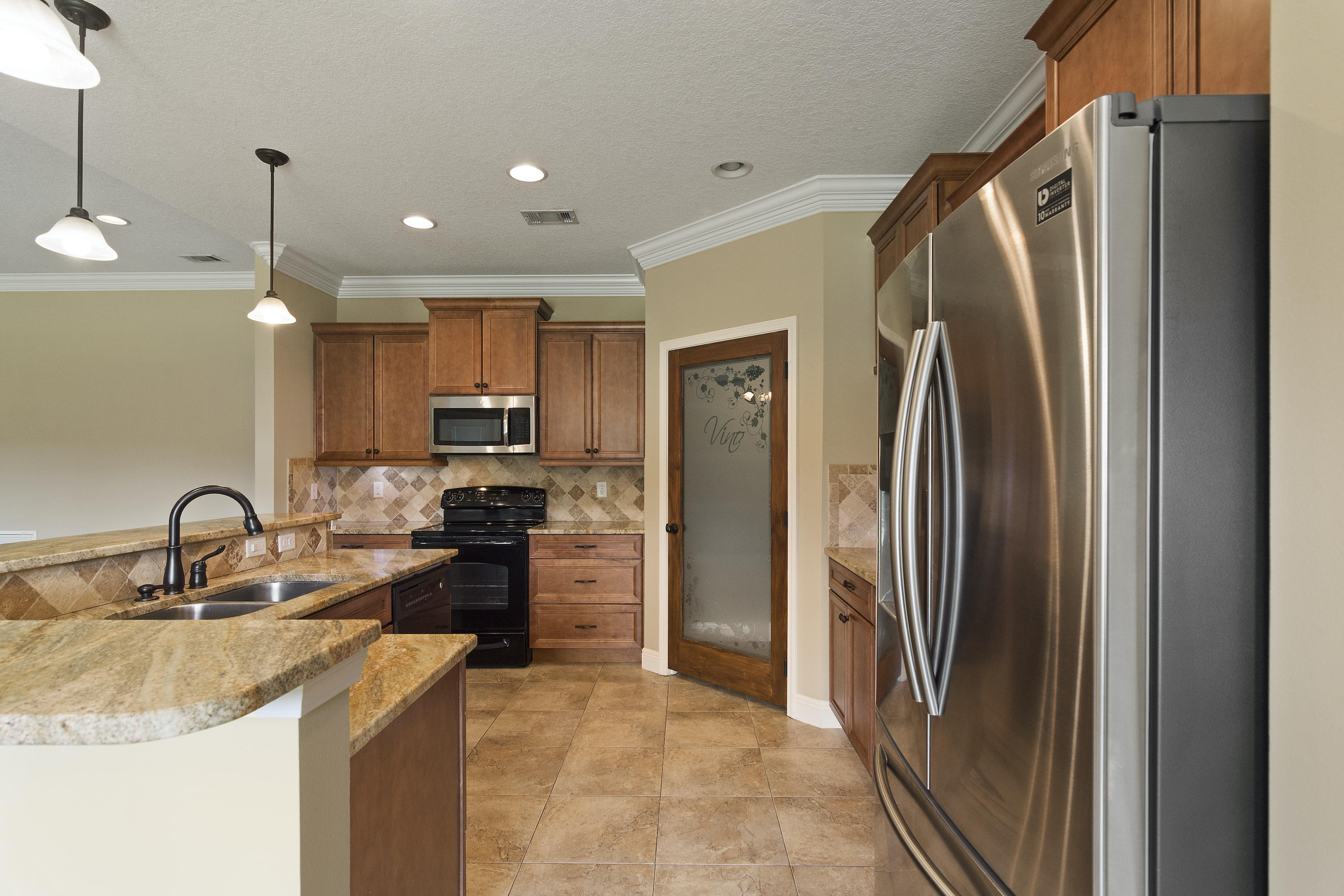 HOLLY HILLS - Residential