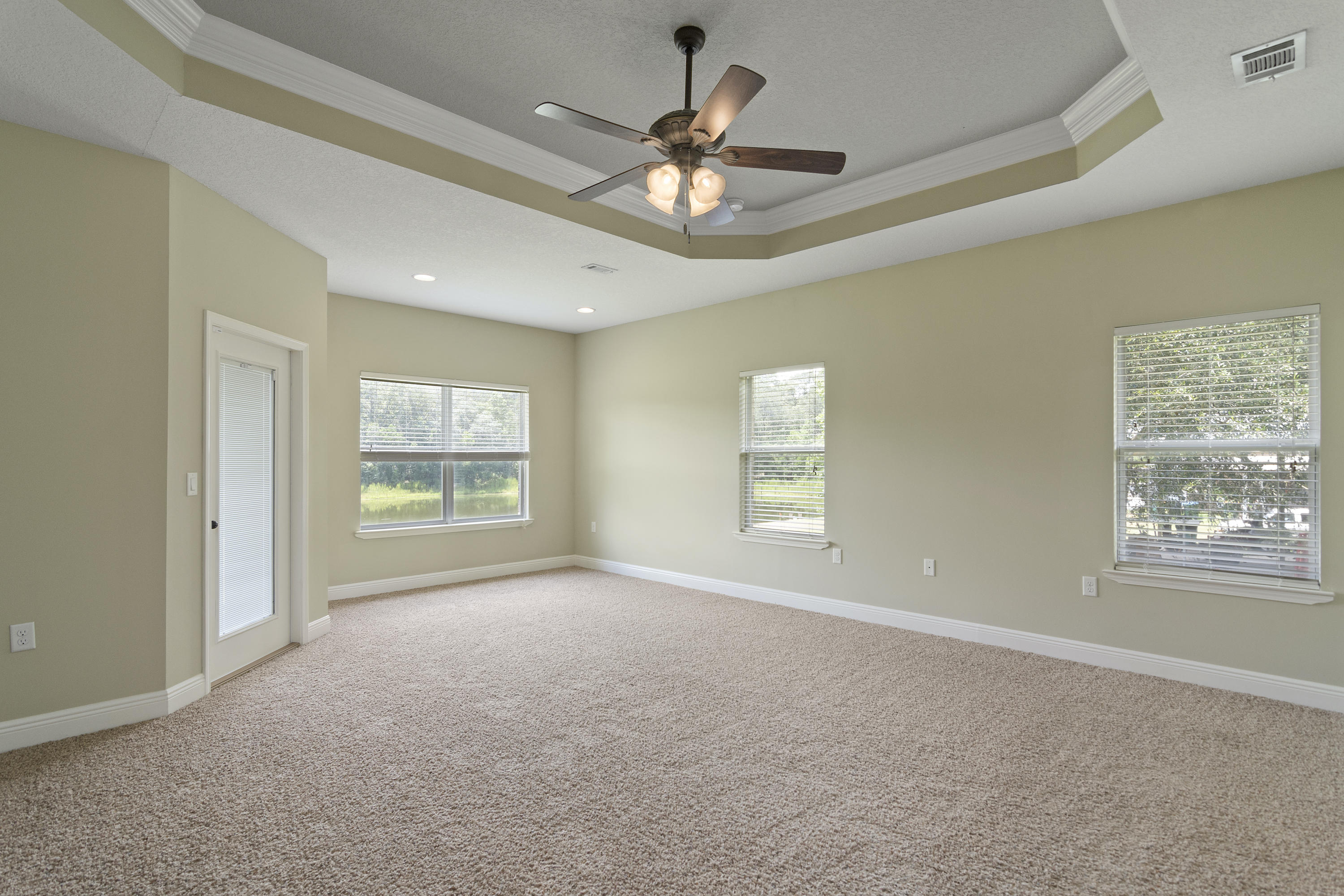 HOLLY HILLS - Residential