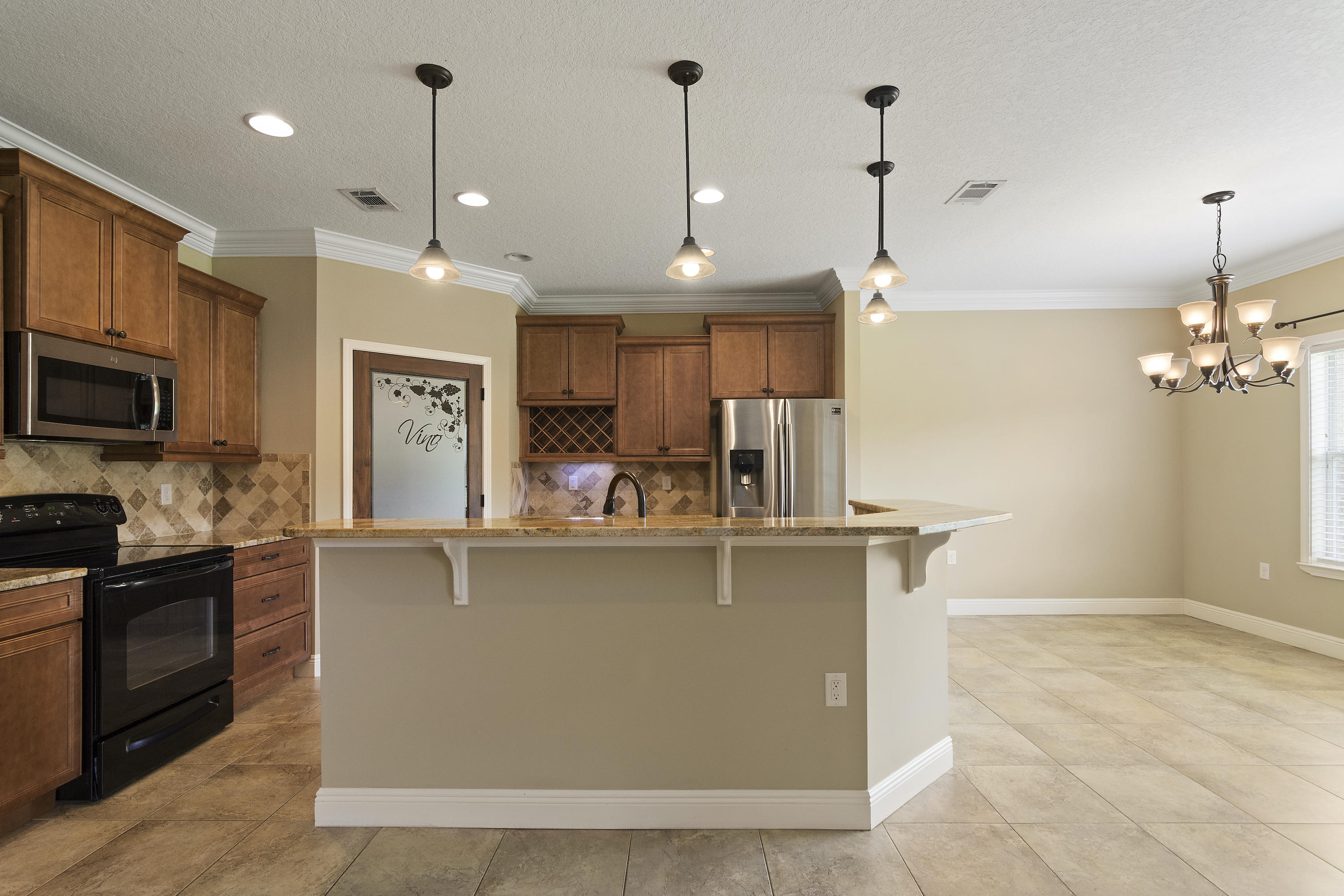 HOLLY HILLS - Residential