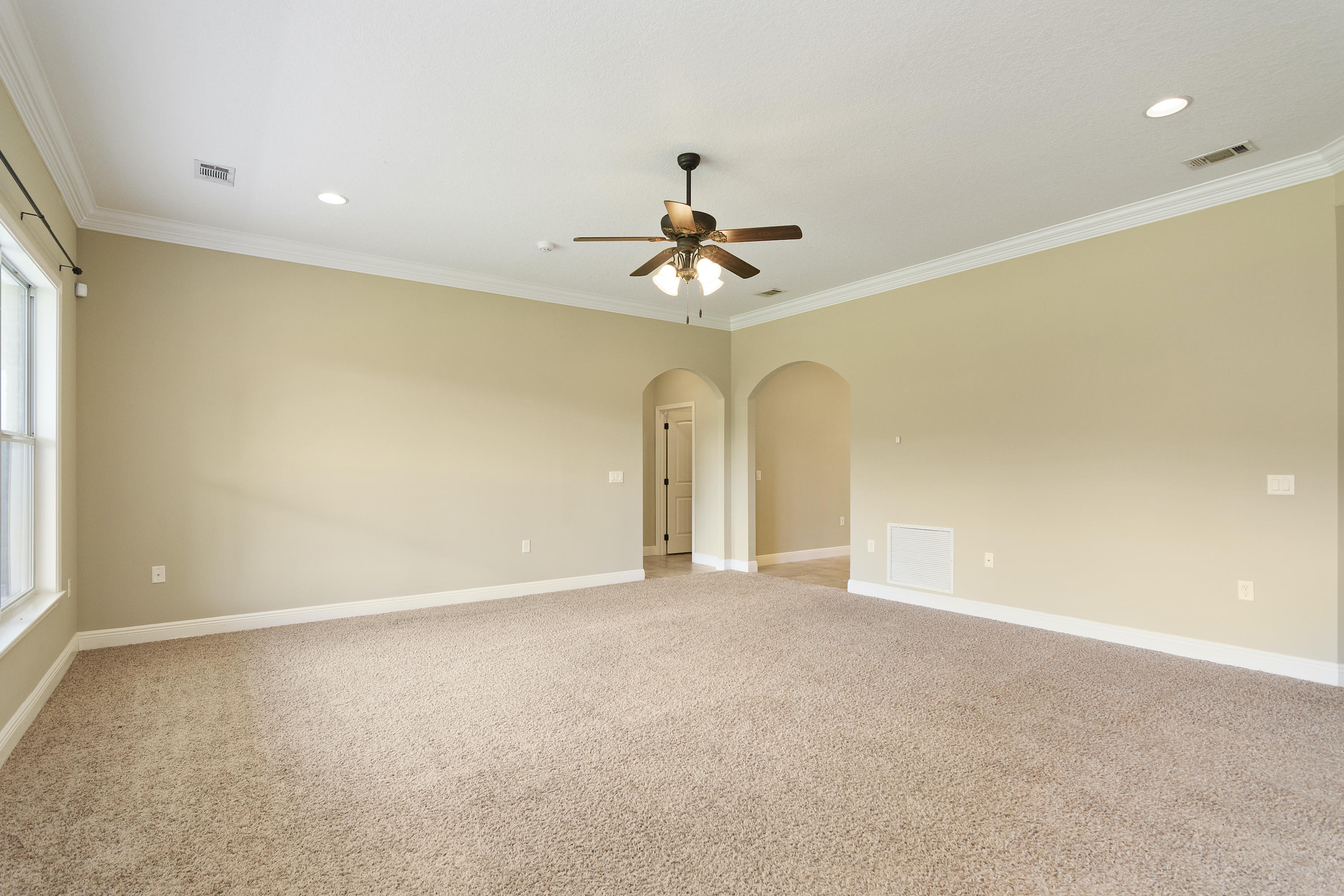 HOLLY HILLS - Residential