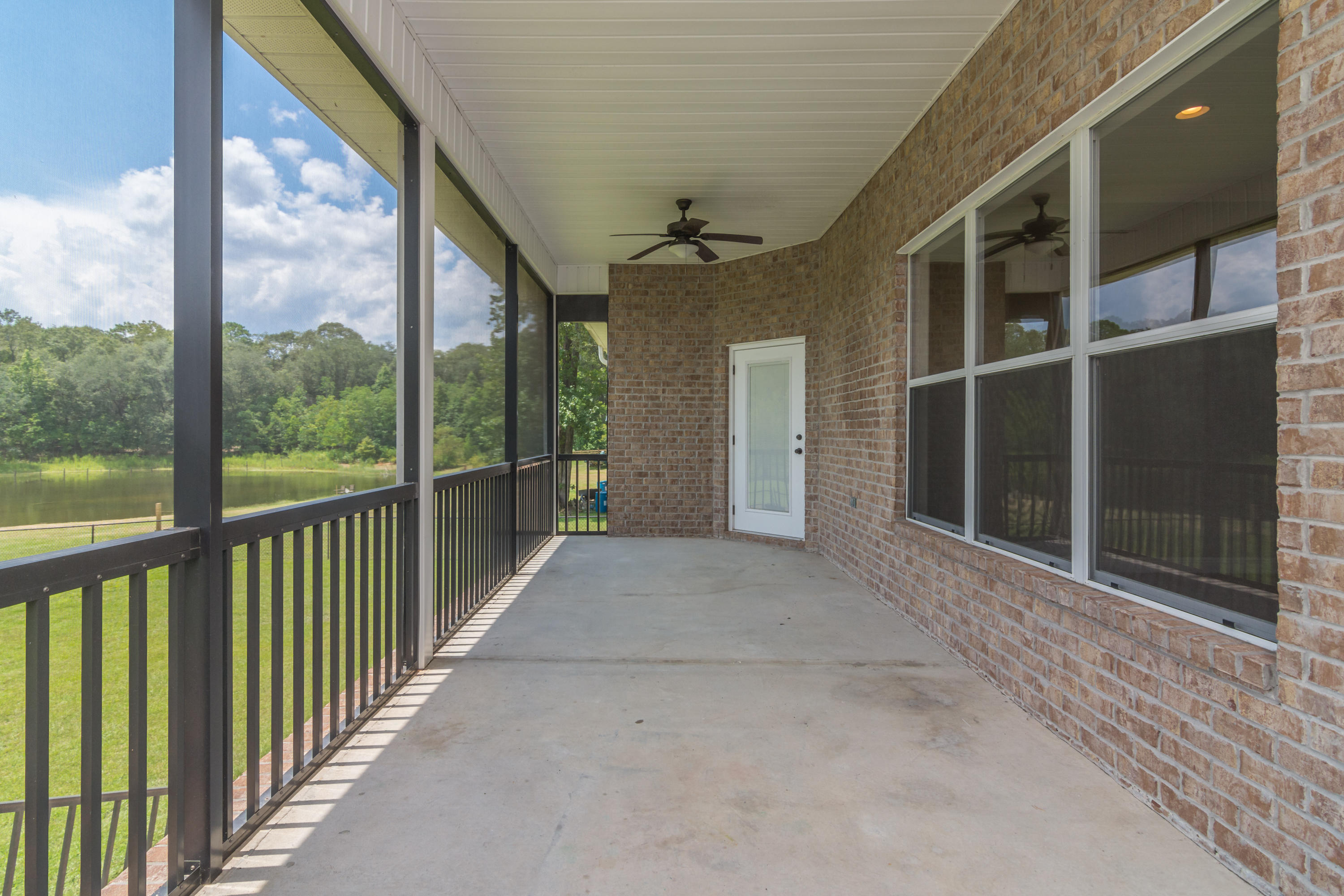 HOLLY HILLS - Residential